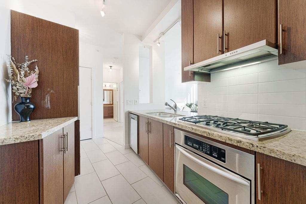 2704 1189 Melville Street, Vancouver 6