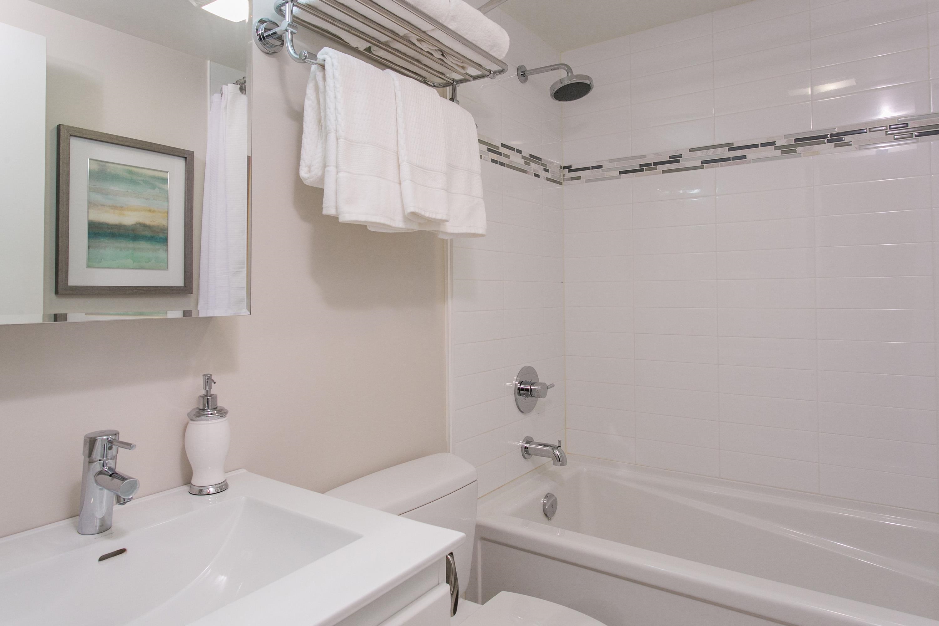 308 1440 E Broadway, Vancouver 12