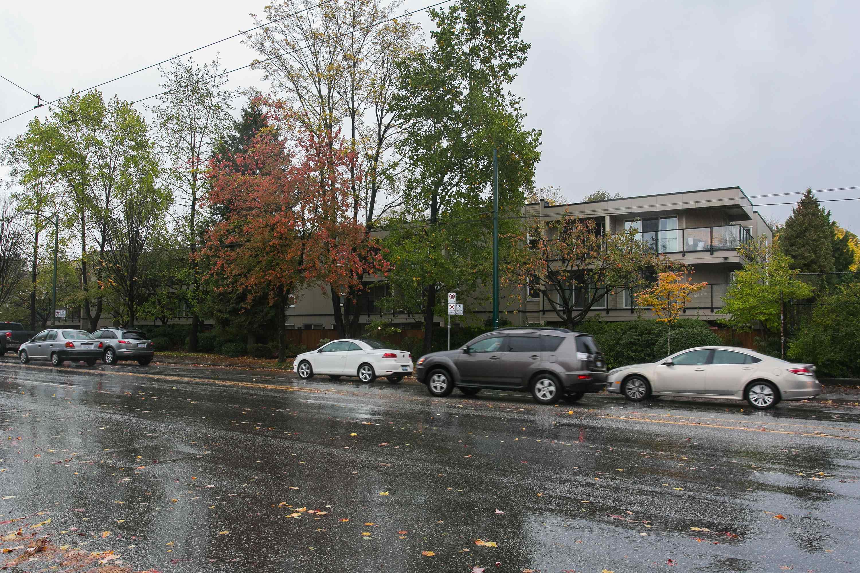 308 1440 E Broadway, Vancouver 19
