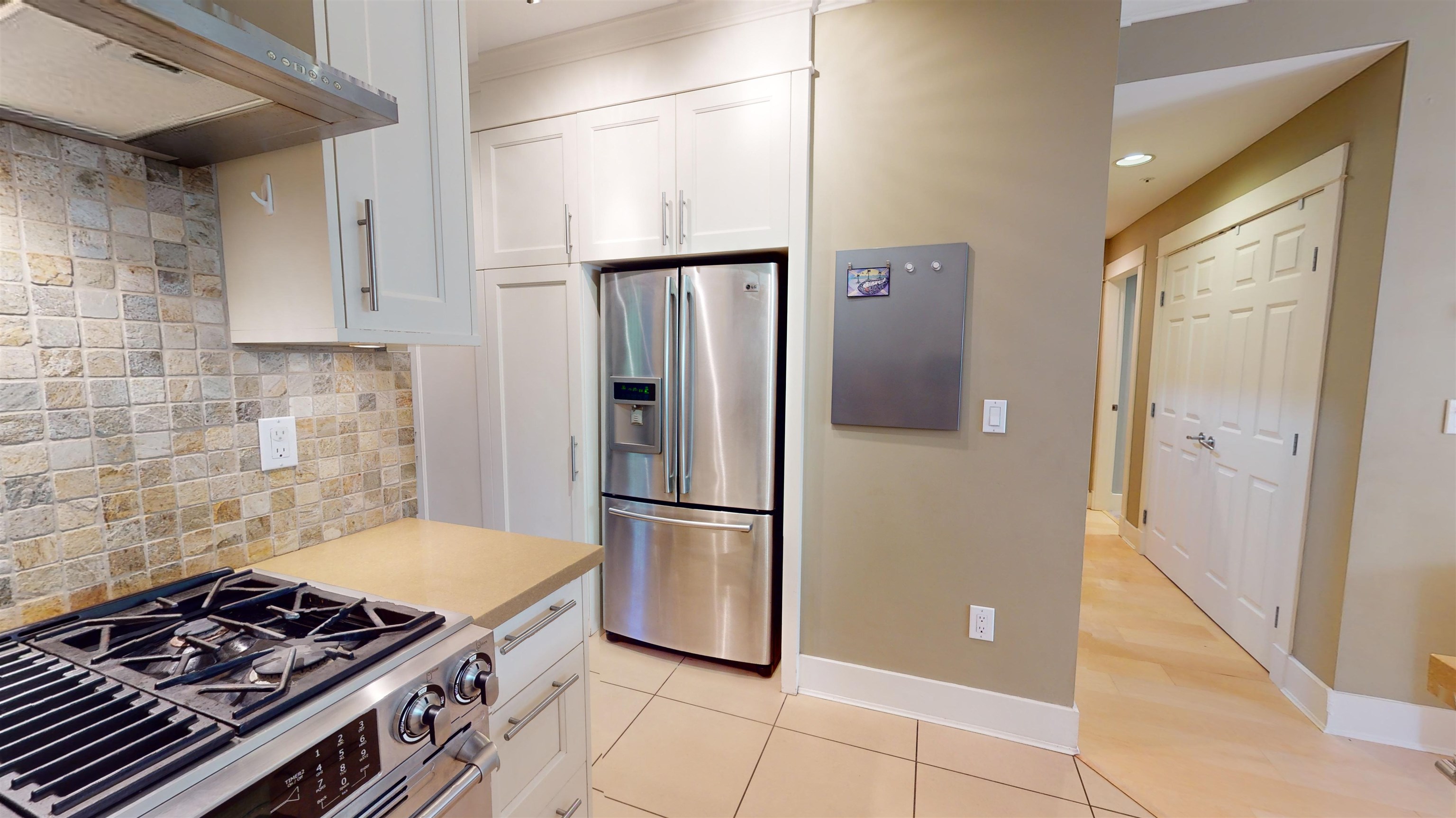 158 W 14th Avenue, Vancouver 7