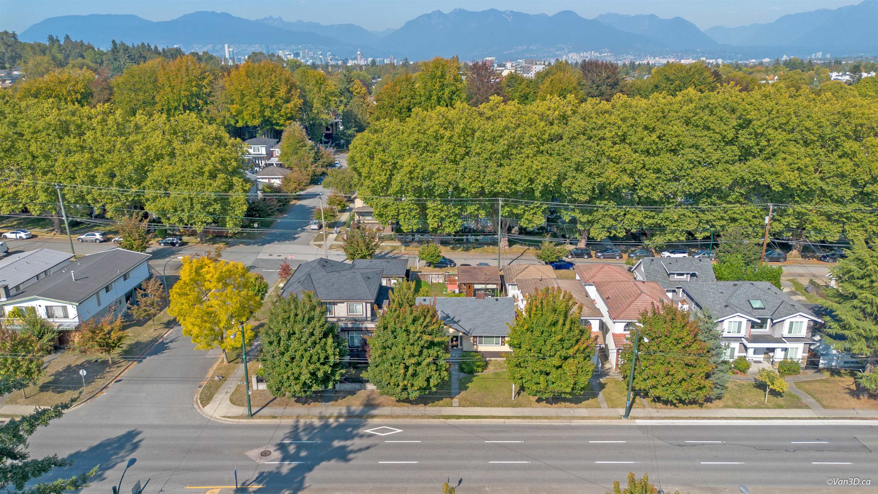 115 E 41st Avenue, Vancouver 21