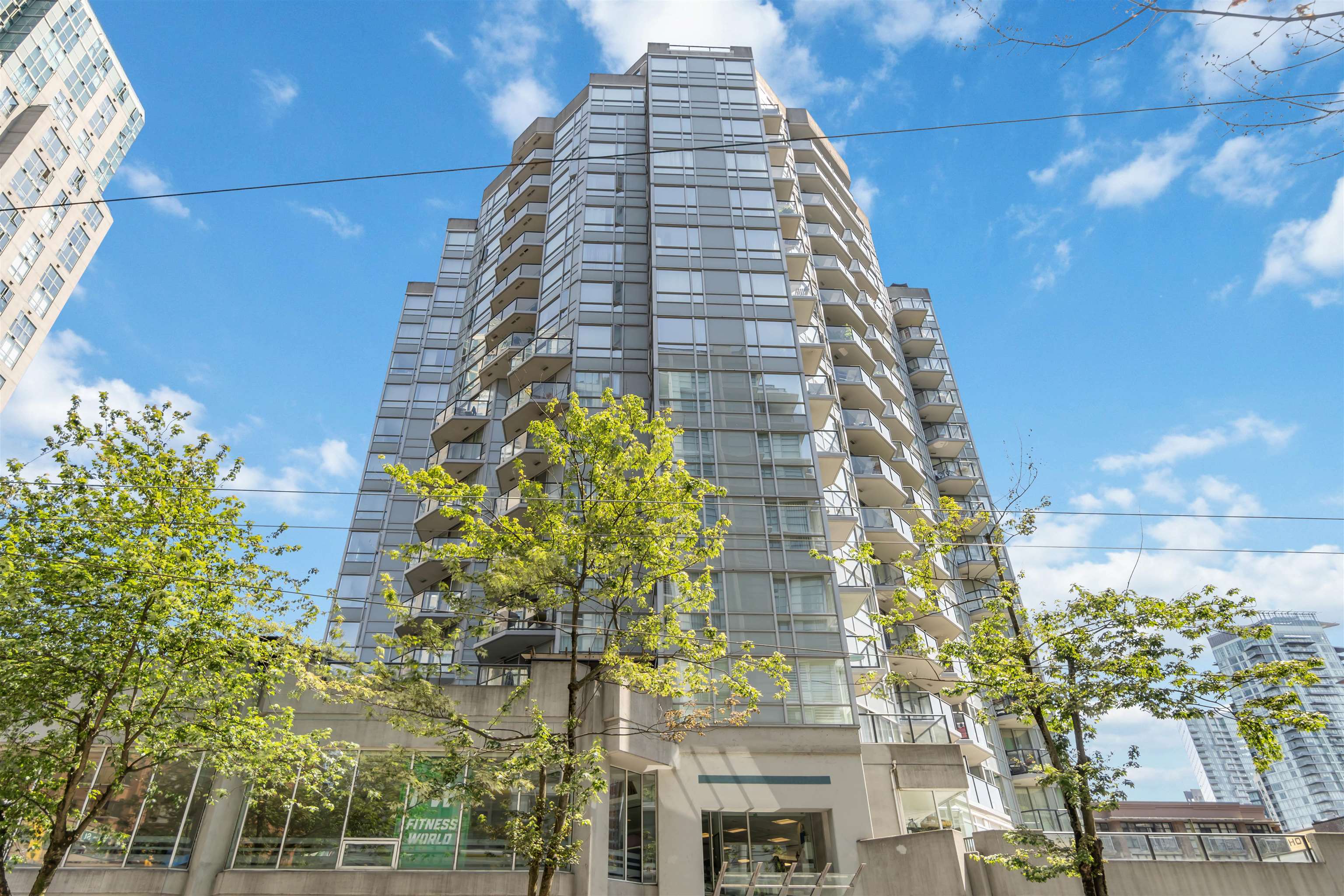 1107 1212 Howe Street, Vancouver