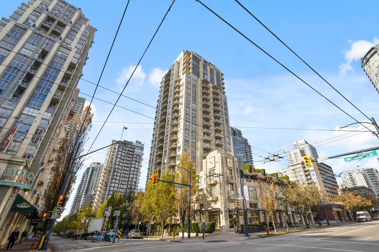 2204 1225 Richards Street, Vancouver