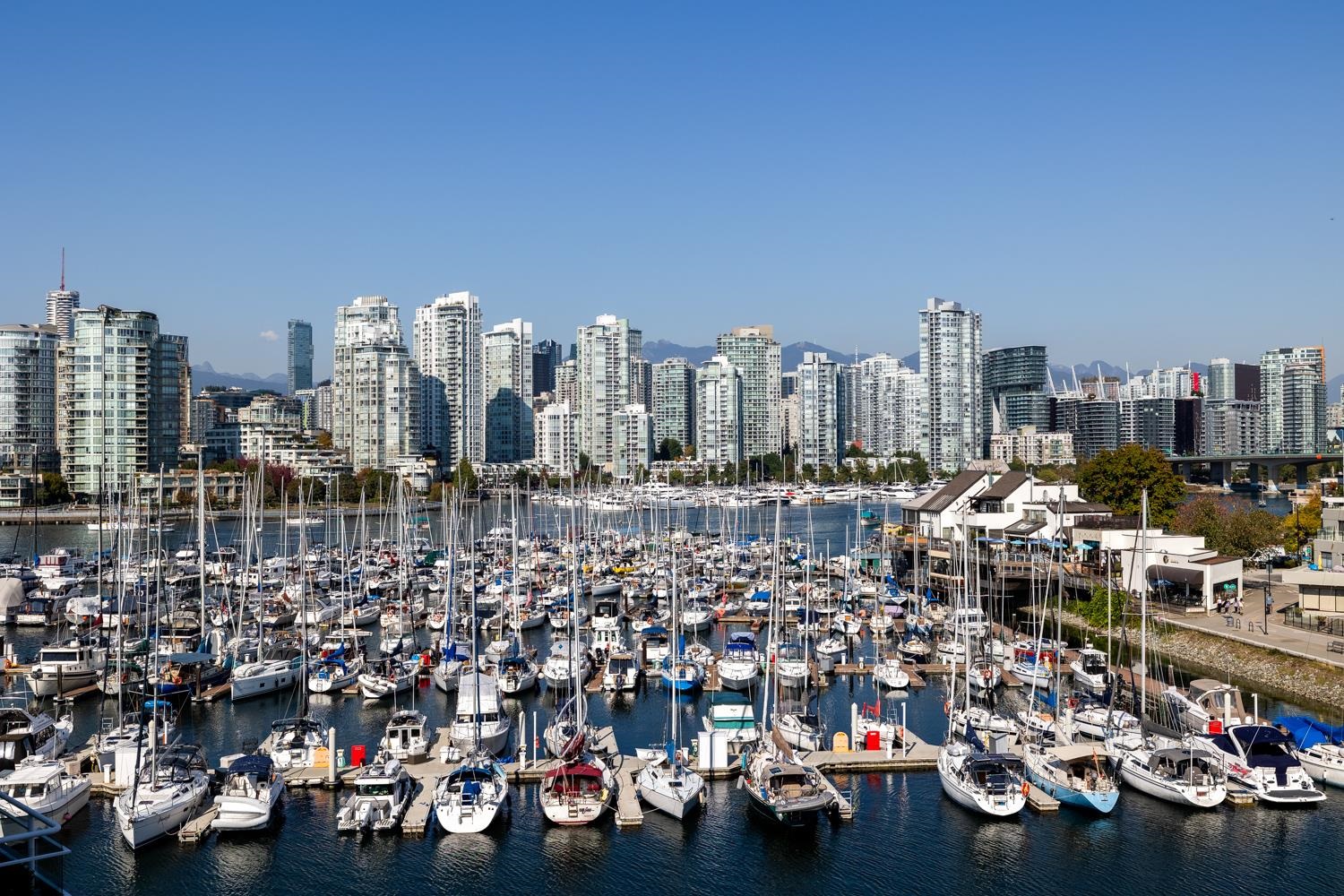 312 674 Leg In Boot Square, Vancouver