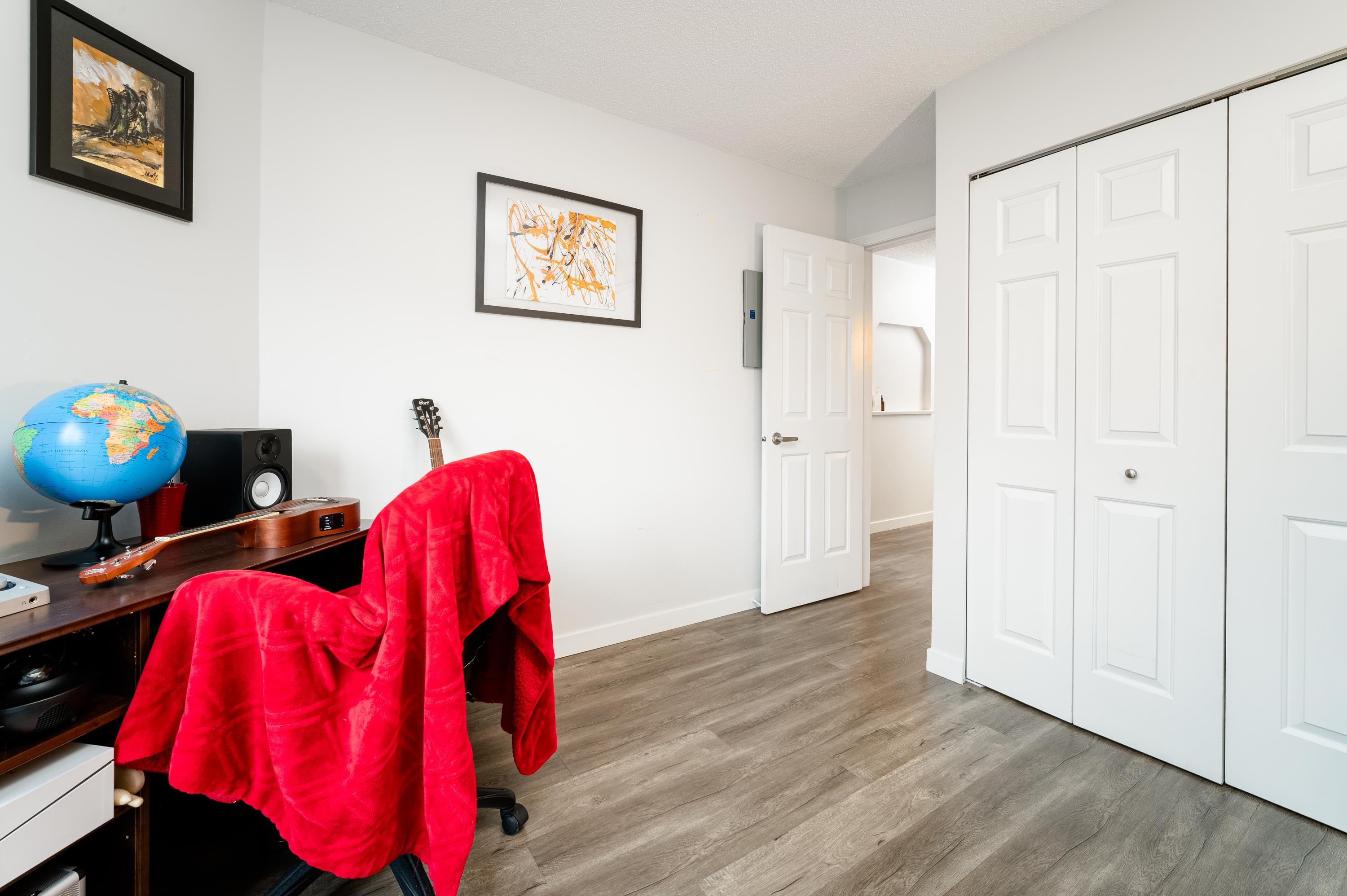 403 1147 Nelson Street, Vancouver 11