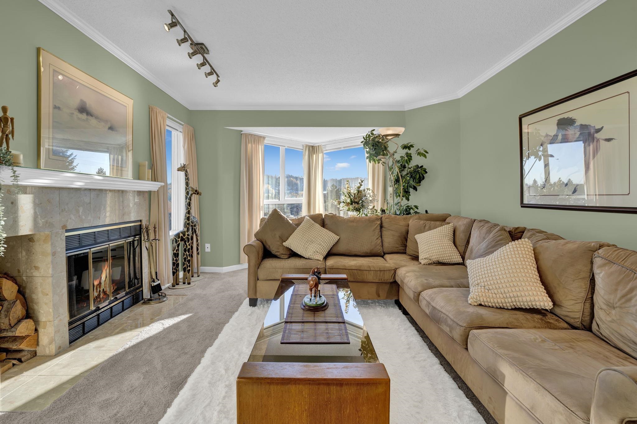 Michael Sung, 409-1215 LANSDOWNE DRIVE, Coquitlam, British Columbia, 3 Bedrooms, 3 Bathrooms, Residential Attached,For Sale ,R2834758