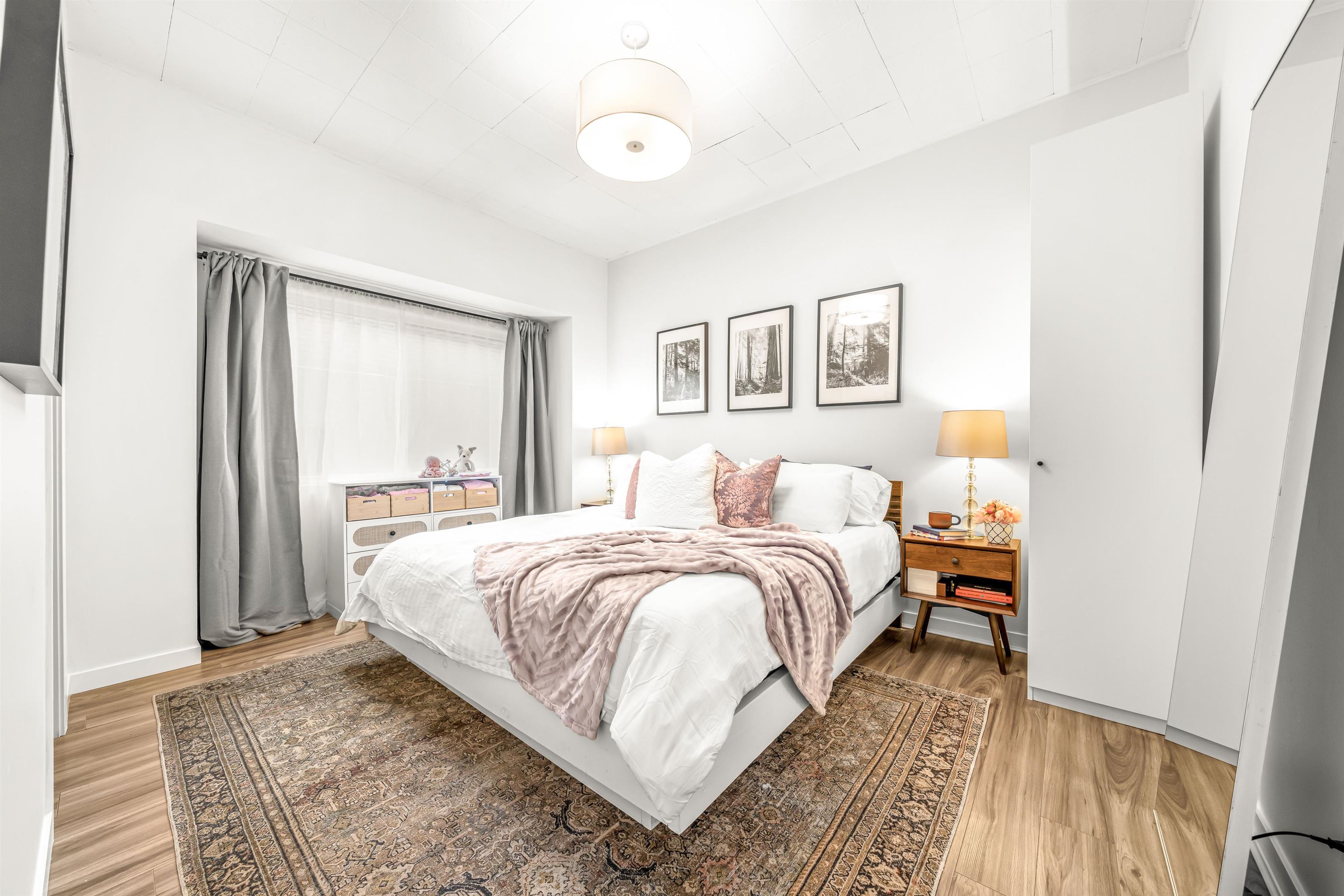 Listing image of 2136 FRANKLIN STREET