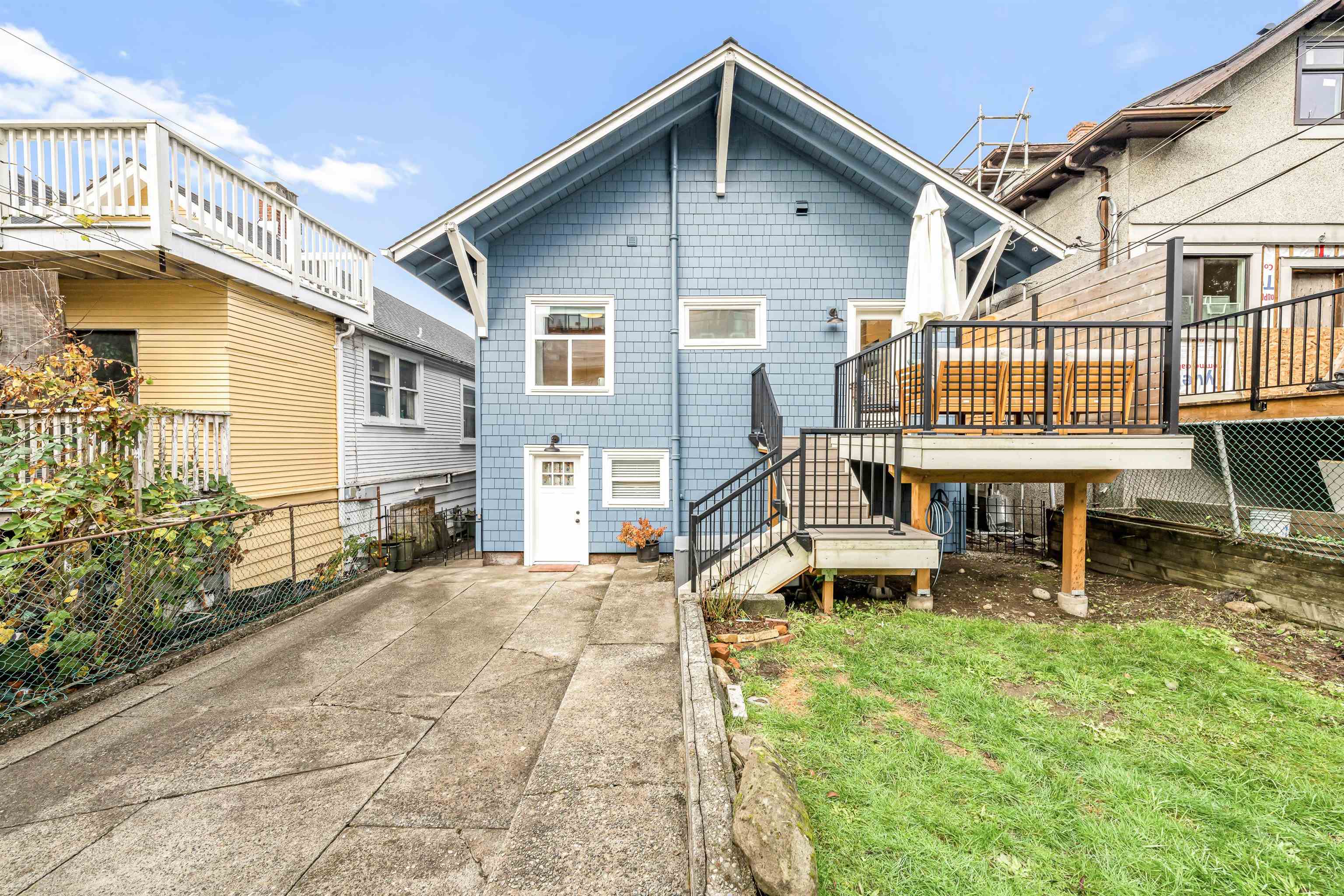 Listing image of 2136 FRANKLIN STREET