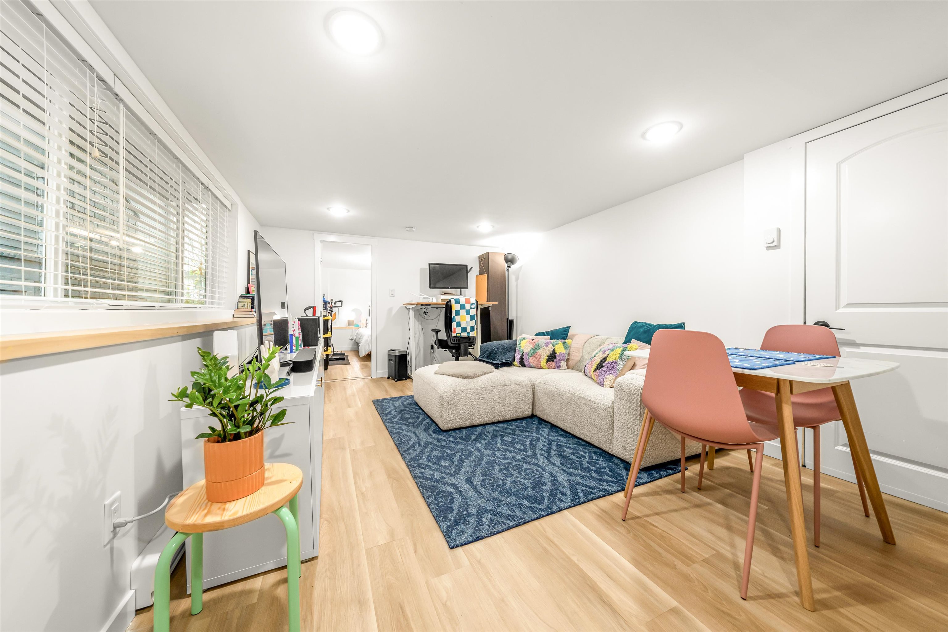 Listing image of 2136 FRANKLIN STREET