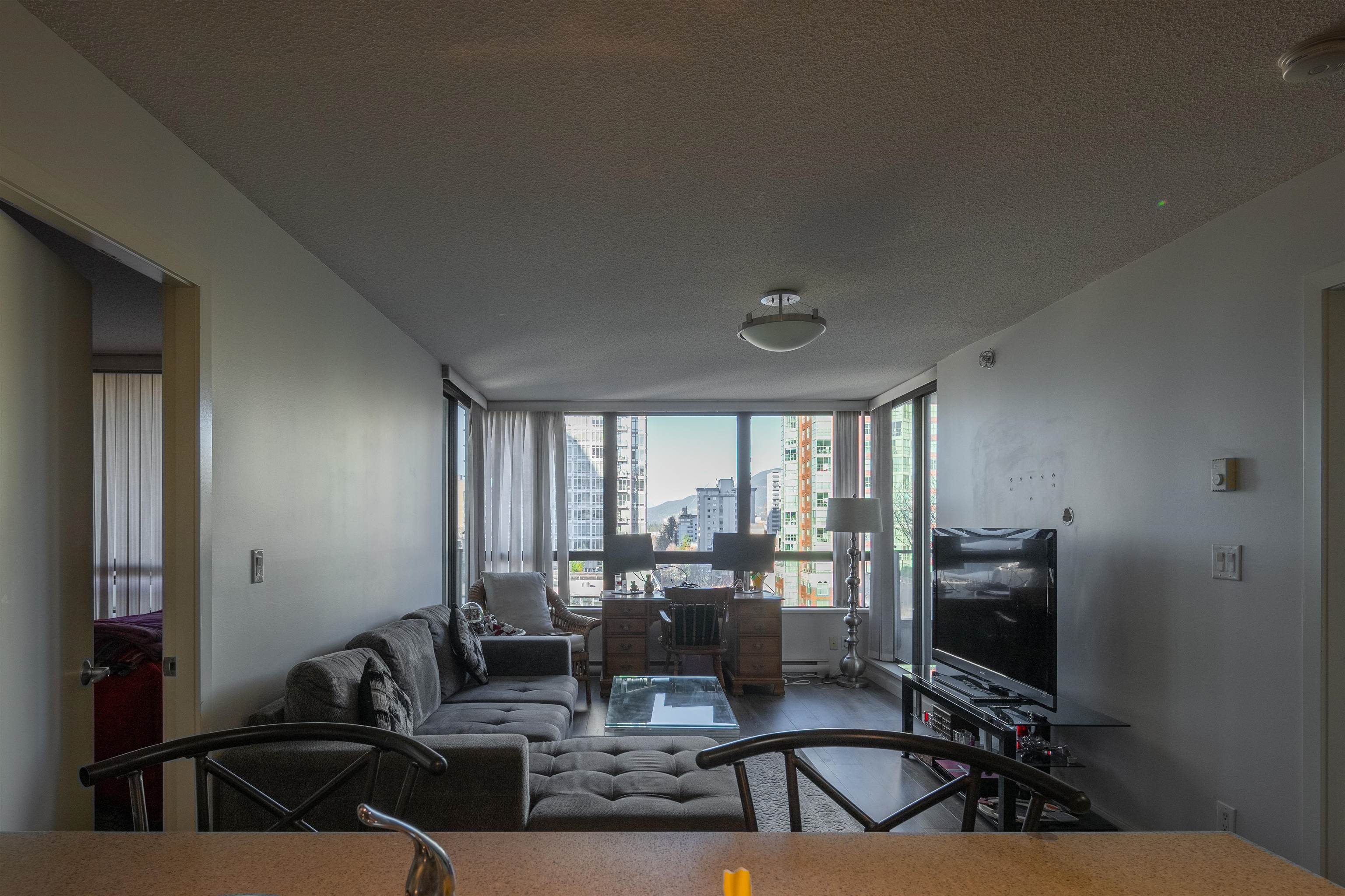 1208-933 HORNBY STREET, Vancouver, British Columbia, 2 Bedrooms Bedrooms, ,2 BathroomsBathrooms,Residential Attached,For Sale,R2835460