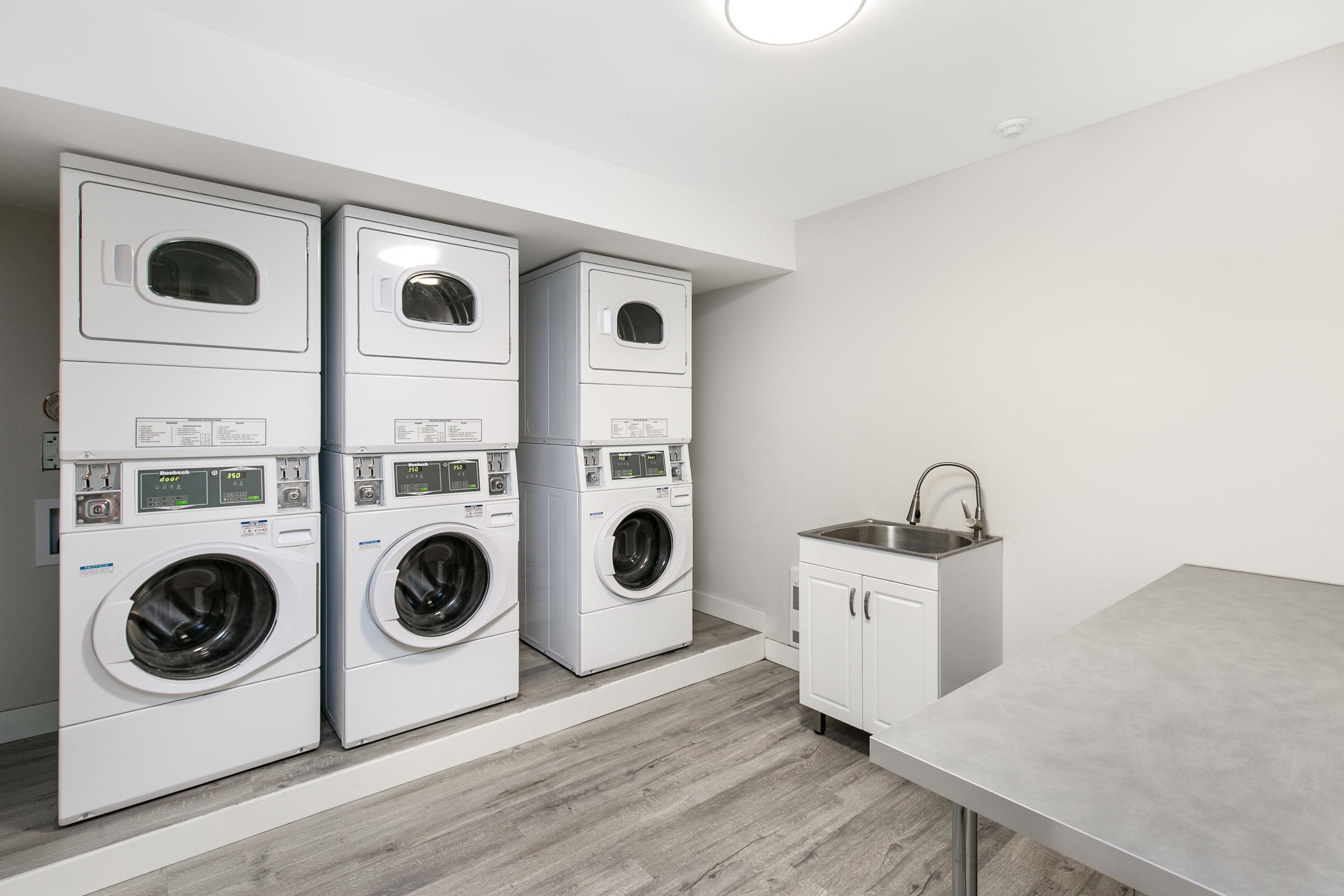 Common area washer dryer