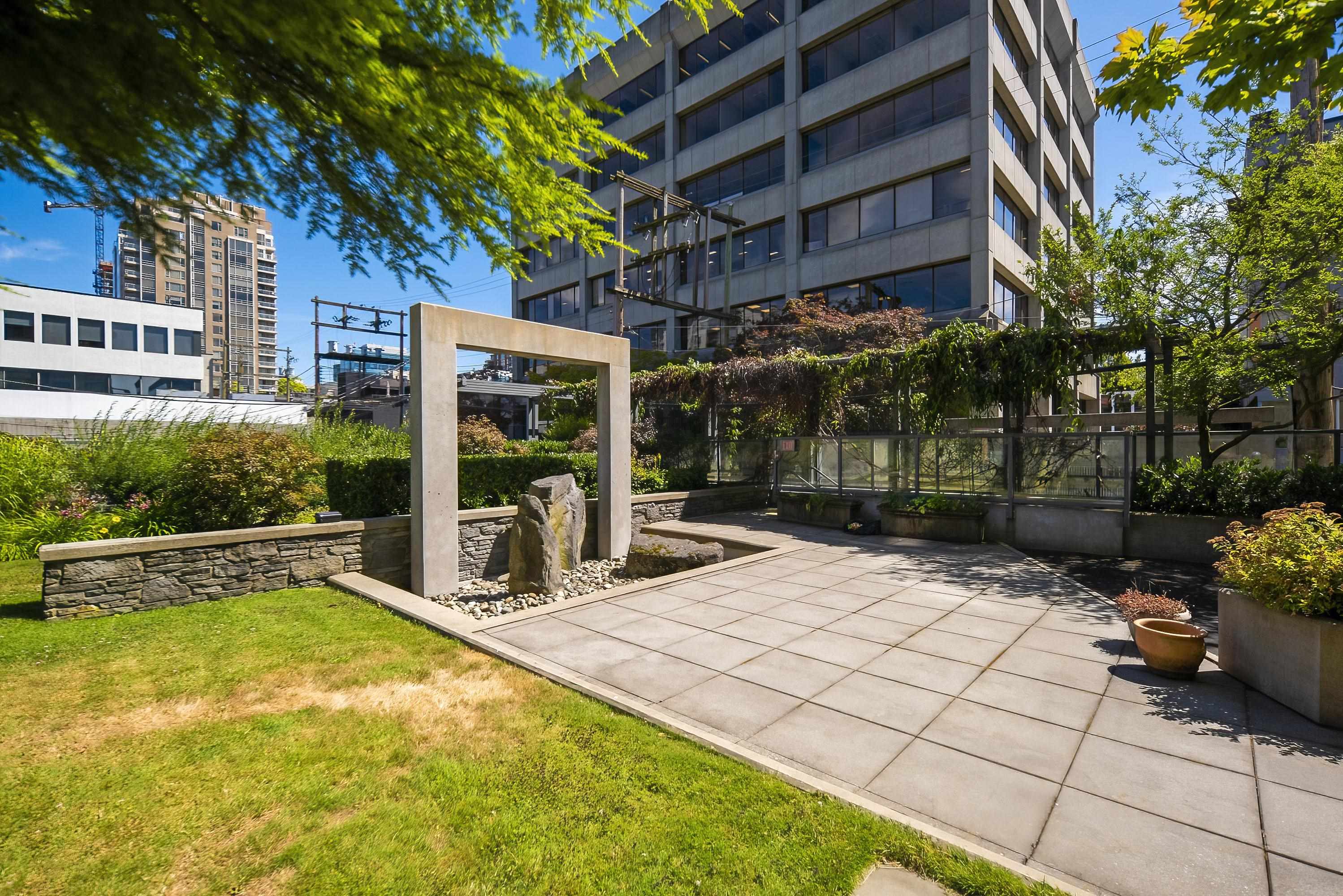 304-1690 W8TH AVENUE, Vancouver, British Columbia Apartment/Condo, 2 Bedrooms, 2 Bathrooms, Residential Attached,For Sale, MLS-R2835675, Richmond Condo for Sale