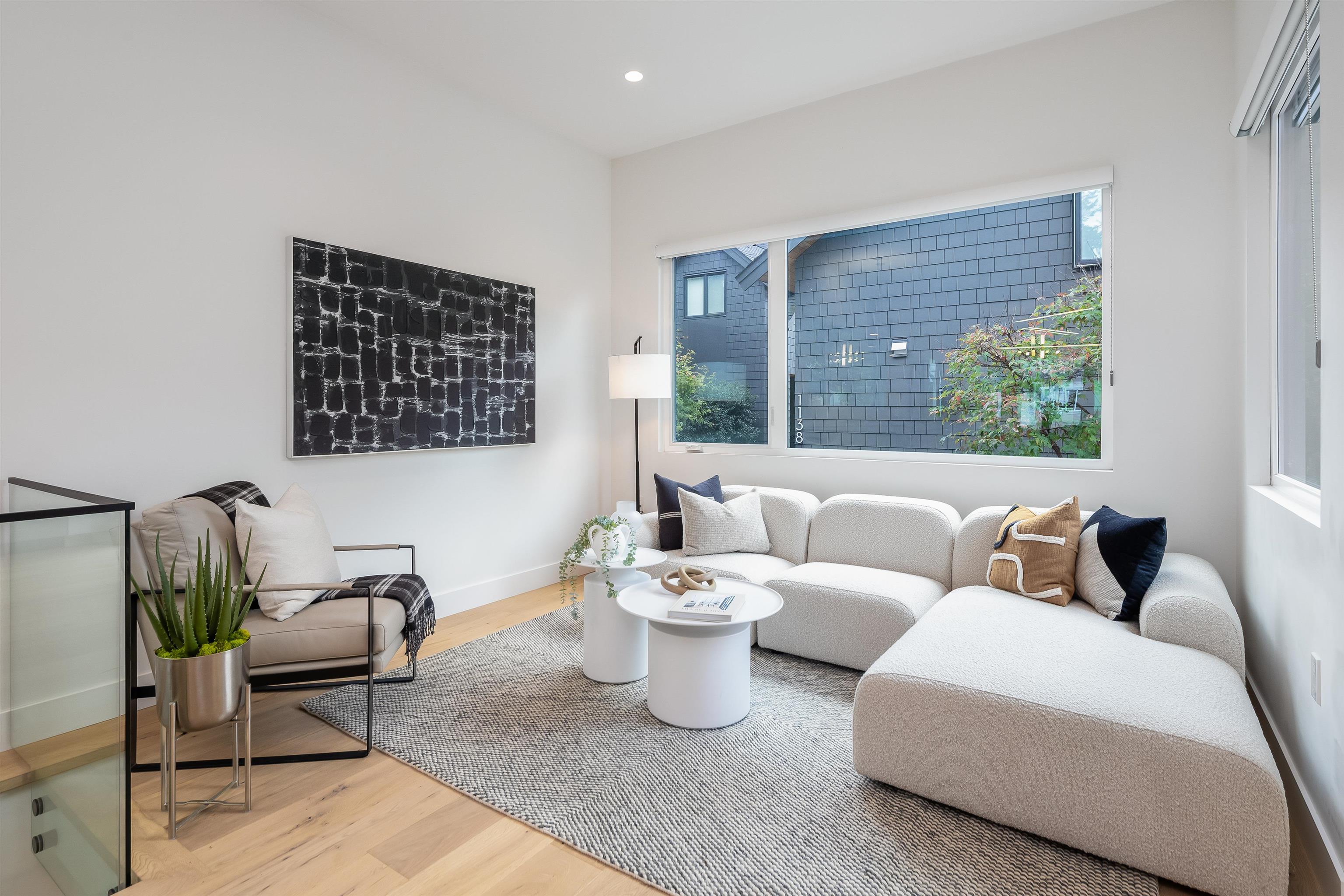 Listing image of 1136 E 22ND AVENUE