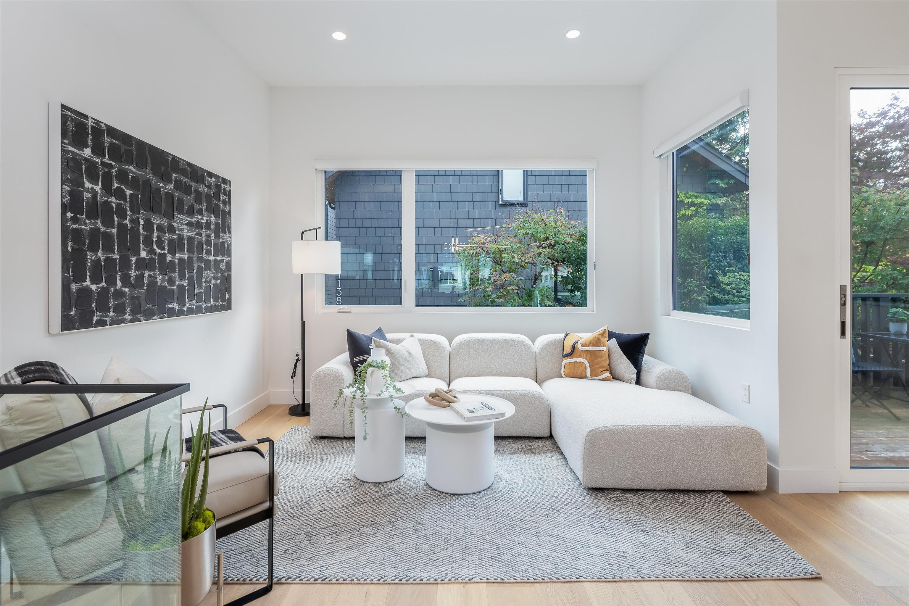 Listing image of 1136 E 22ND AVENUE