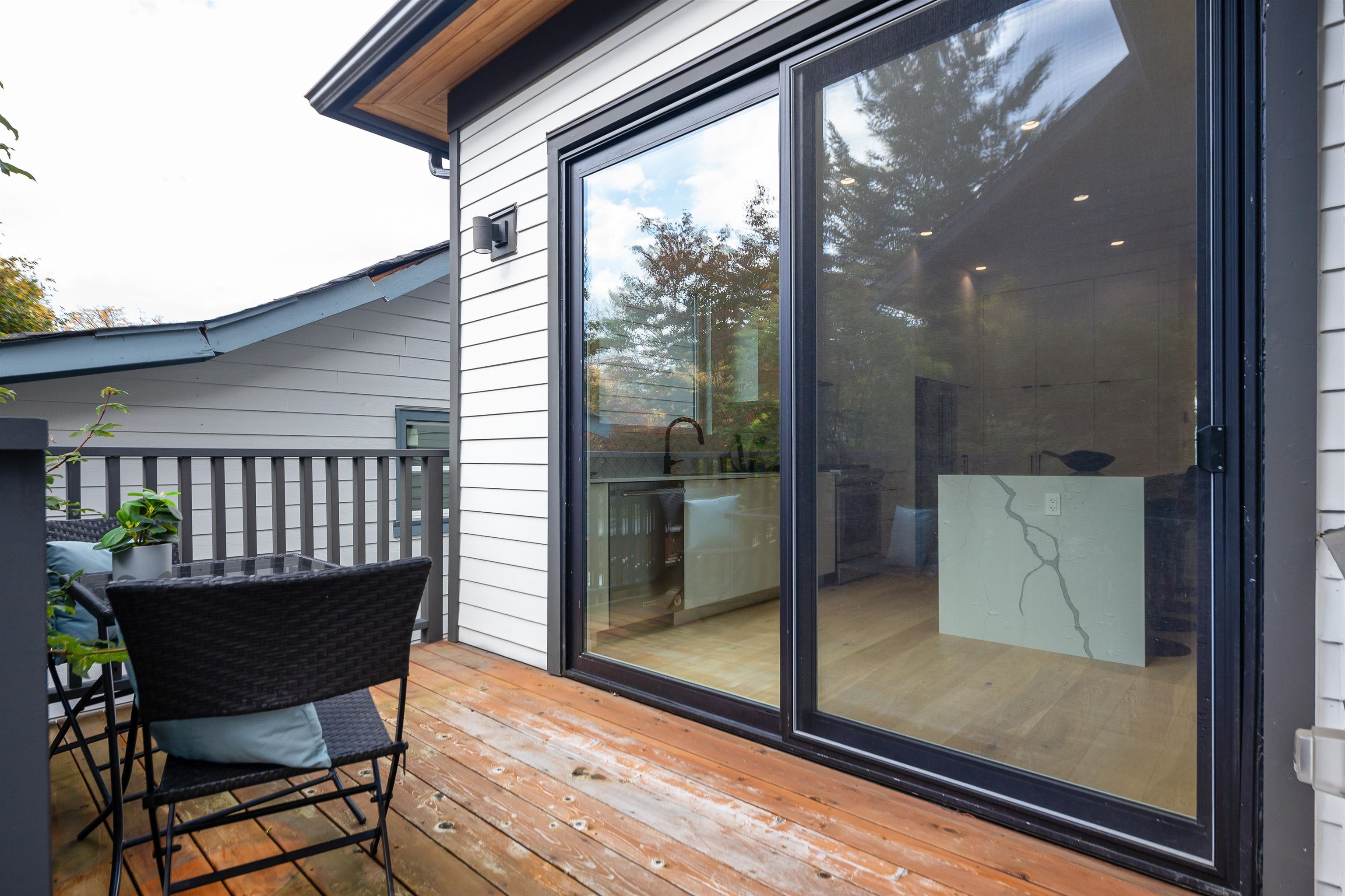 Listing image of 1136 E 22ND AVENUE