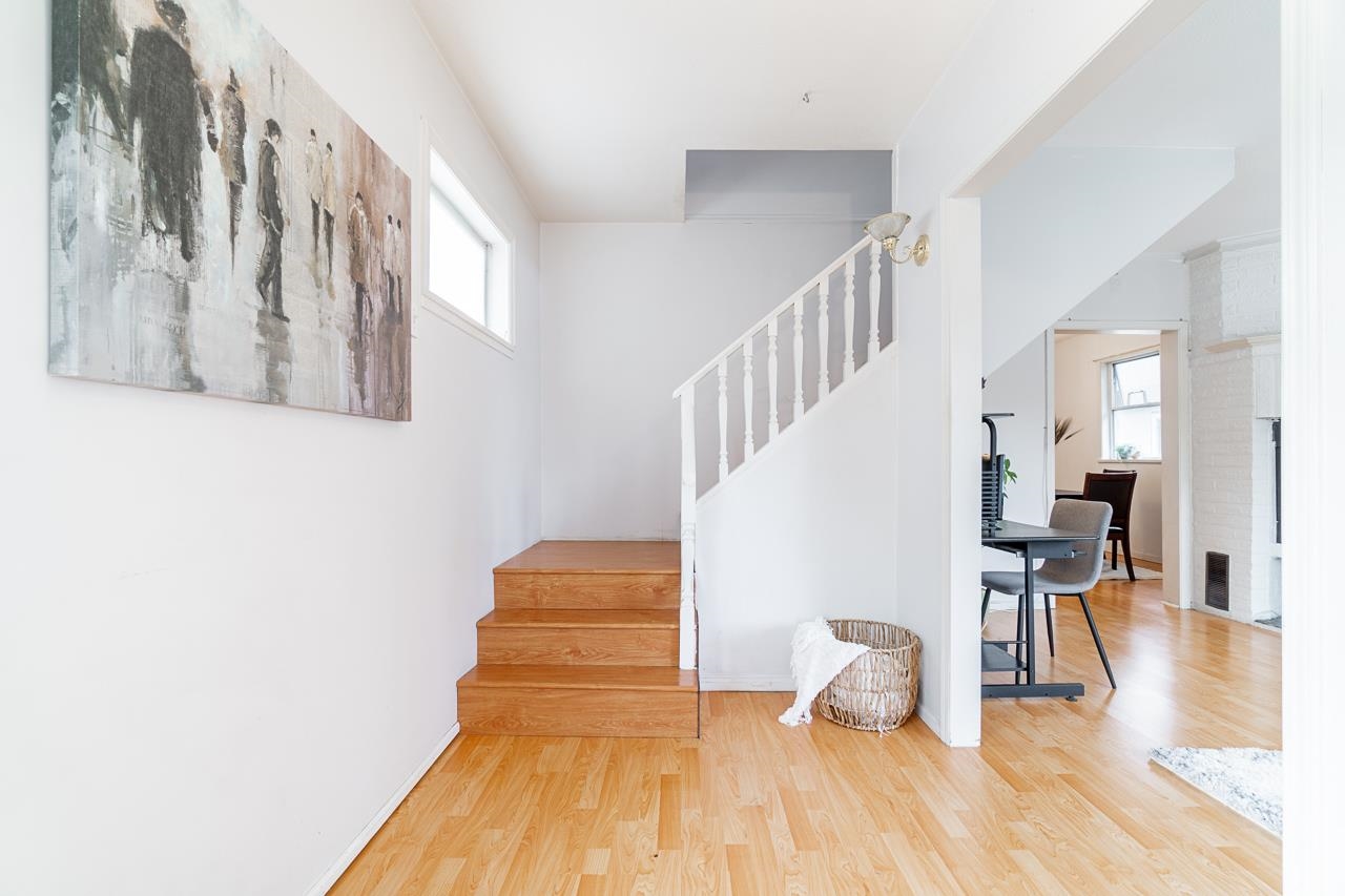 Listing image of 5023 ROSS STREET