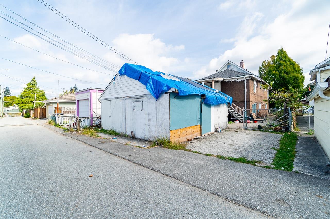 Listing image of 5023 ROSS STREET