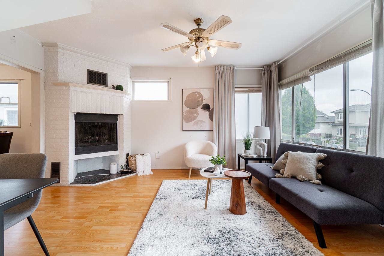 Listing image of 5023 ROSS STREET