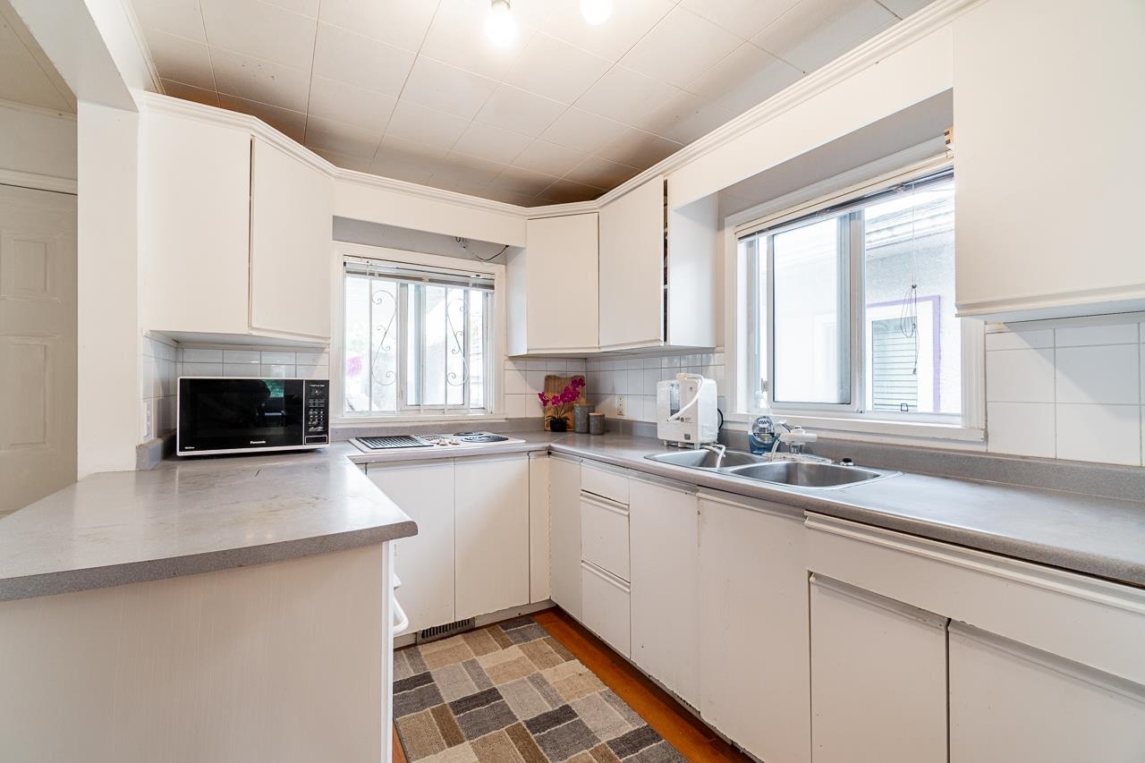 Listing image of 5023 ROSS STREET