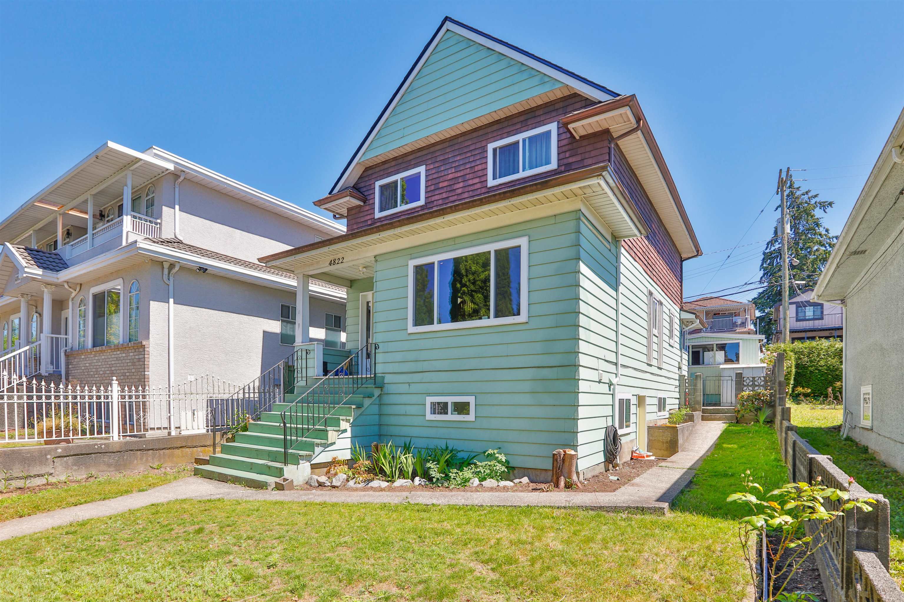 4822 Joyce Street, Vancouver