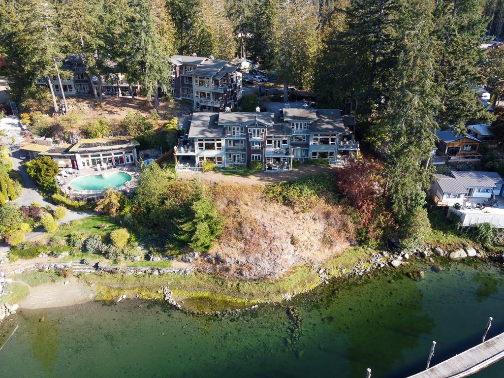 Listing image of 2A 12849 LAGOON ROAD