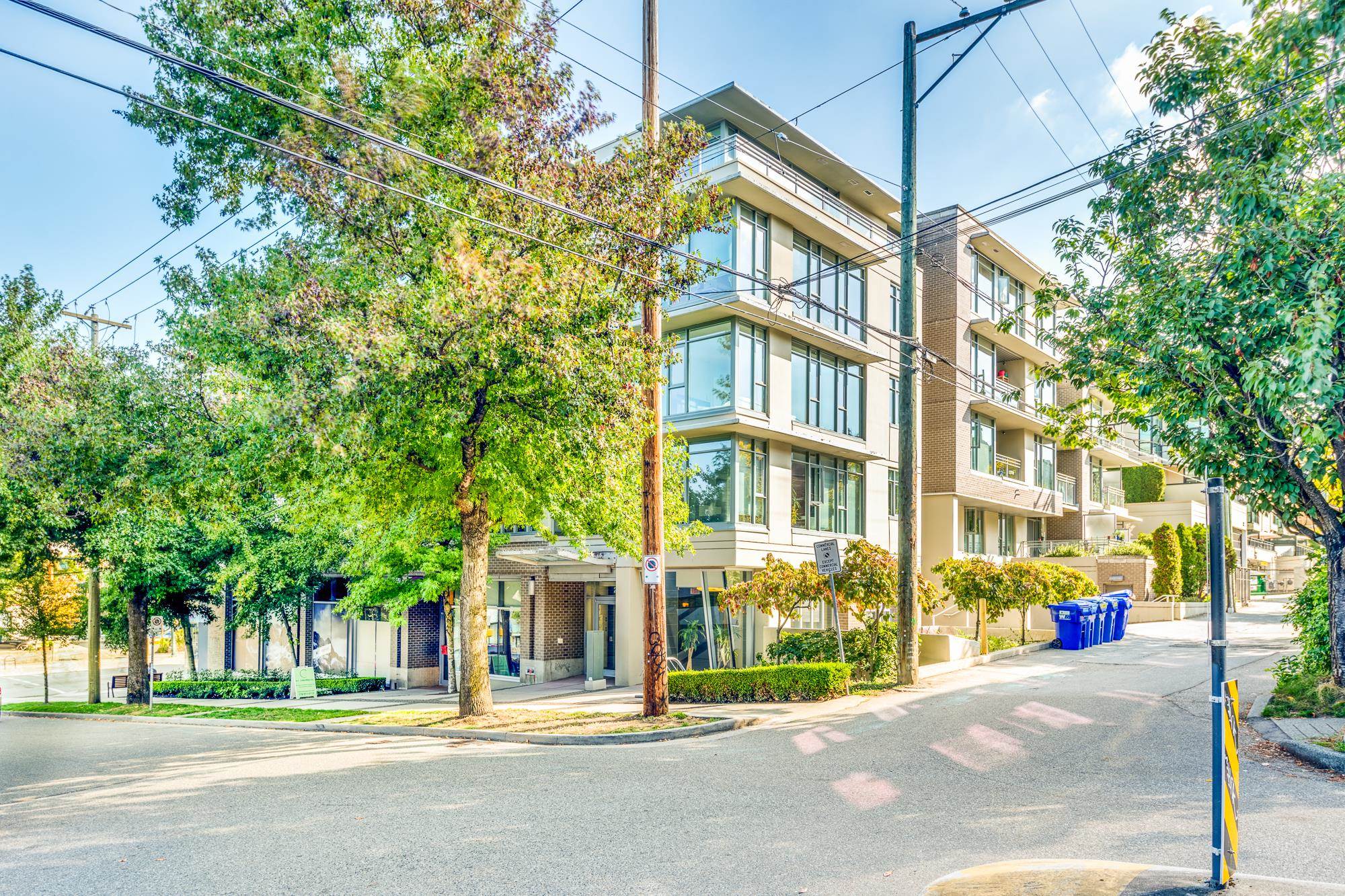 409 2520 Manitoba Street, Vancouver 1