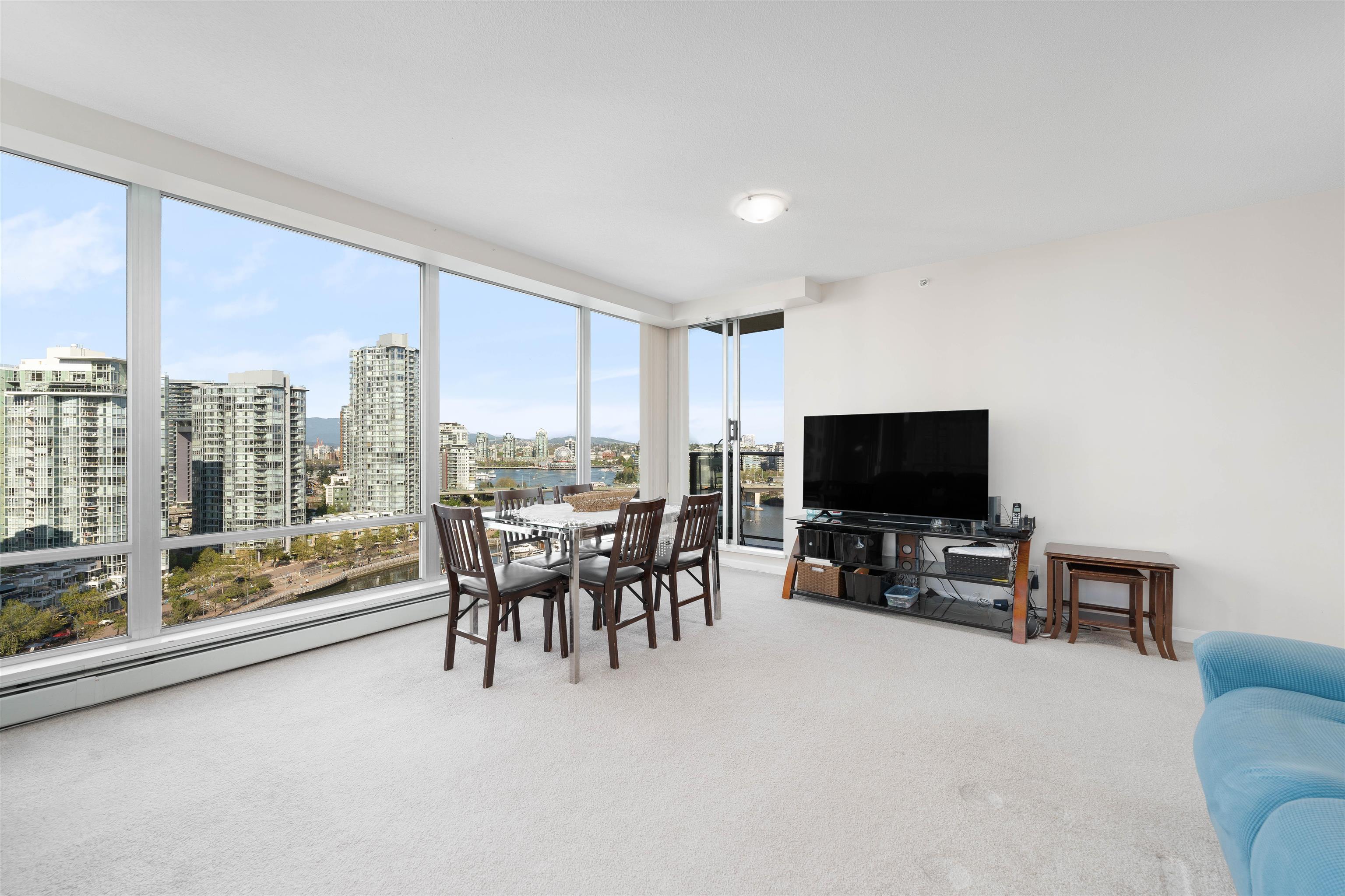 1906-1228 MARINASIDE CRESCENT, Vancouver, British Columbia V6Z 2W4, 3 Bedrooms Bedrooms, ,2 BathroomsBathrooms,Residential Attached,For Sale,R2836521