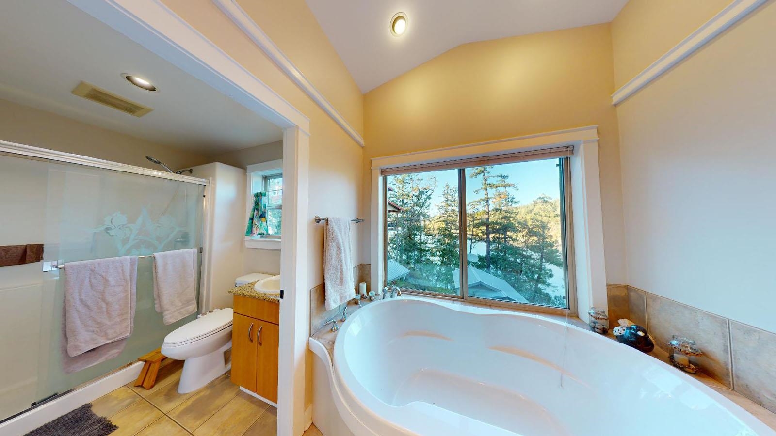 Michael Sung, 180 MUSGRAVE PLACE, Salt Spring Island, British Columbia V8K 1V5, 3 Bedrooms, 2 Bathrooms, Residential Detached,For Sale ,R2836691