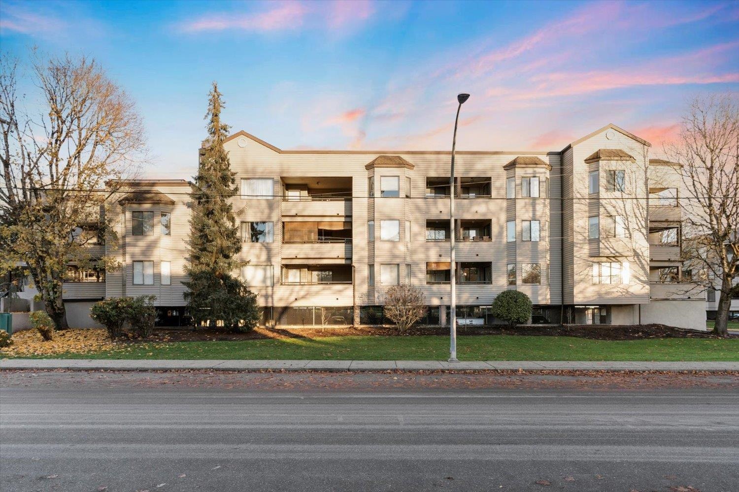 116-5294 204 STREET, Langley, British Columbia, 1 Bedroom Bedrooms, ,1 BathroomBathrooms,Residential Attached,For Sale,R2837646