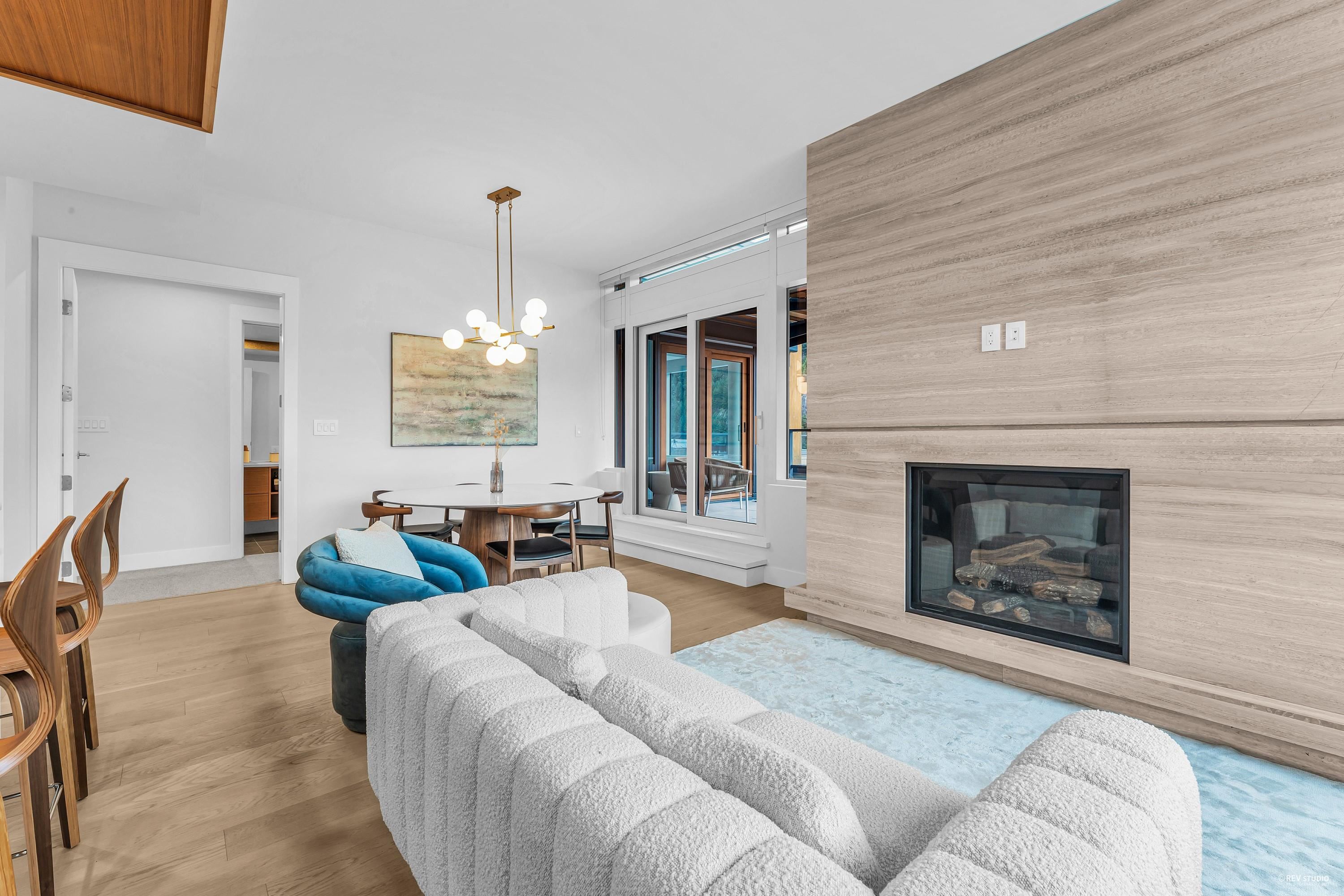 Listing image of 1002 6707 NELSON AVENUE