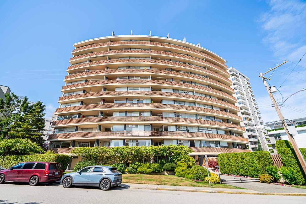 1005-2135 ARGYLE AVENUE, West Vancouver, British Columbia, 2 Bedrooms Bedrooms, ,2 BathroomsBathrooms,Residential Attached,For Sale,R2838213