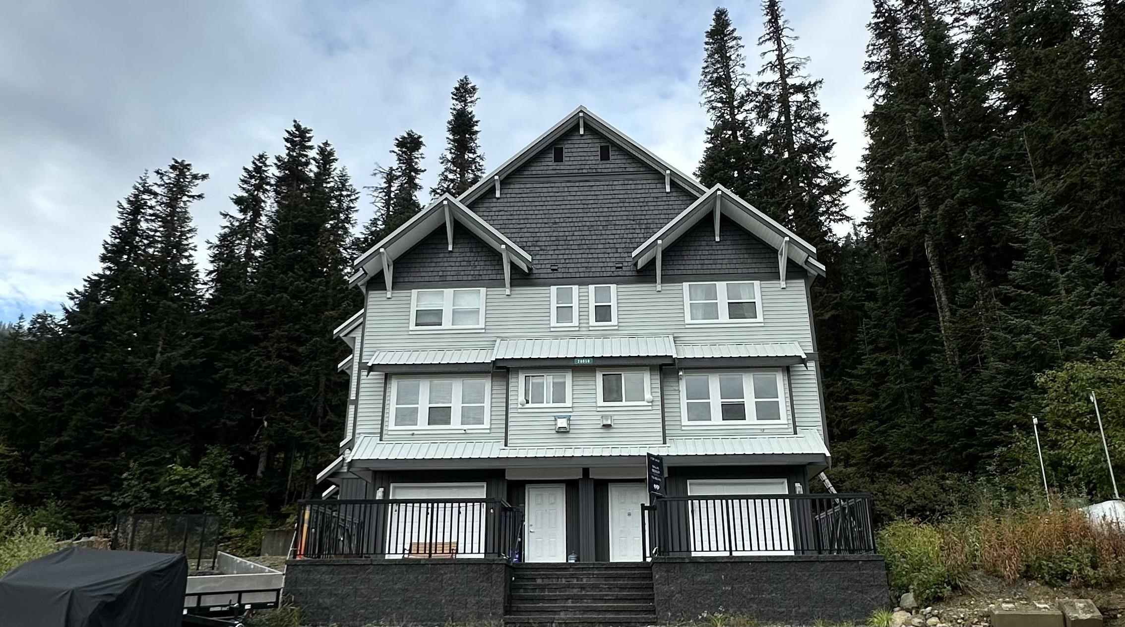 1-20959 SAKWI CREEK ROAD, Mission, British Columbia, 3 Bedrooms Bedrooms, ,3 BathroomsBathrooms,Residential Attached,For Sale,R2838314