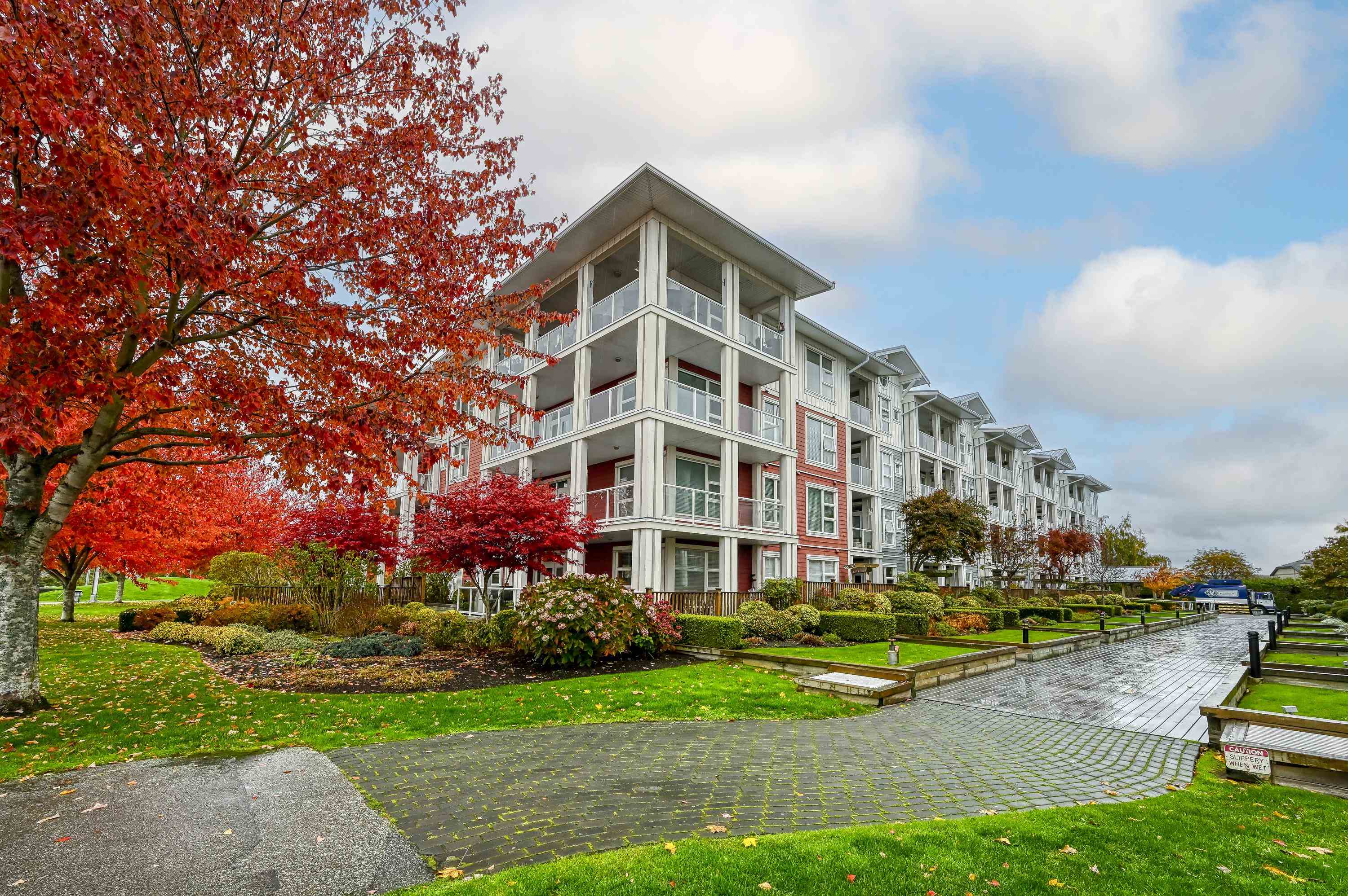 313-4500 WESTWATER DRIVE, Richmond, British Columbia V7E 3S1, 1 Bedroom Bedrooms, ,1 BathroomBathrooms,Residential Attached,For Sale,R2838374