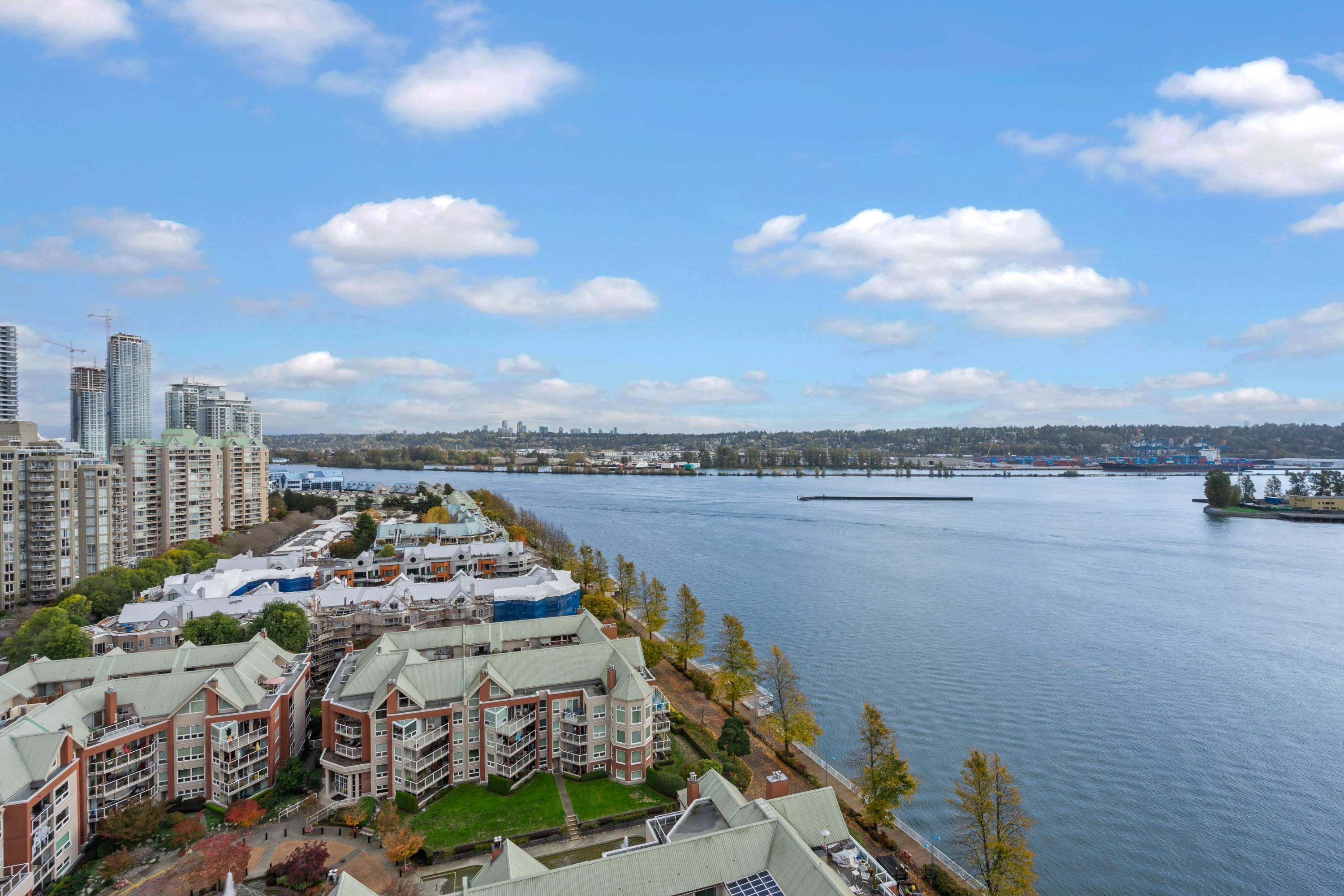 Michael Sung, 1901-1250 QUAYSIDE DRIVE, New Westminster, British Columbia, 4 Bedrooms, 3 Bathrooms, Residential Attached,For Sale ,R2838748