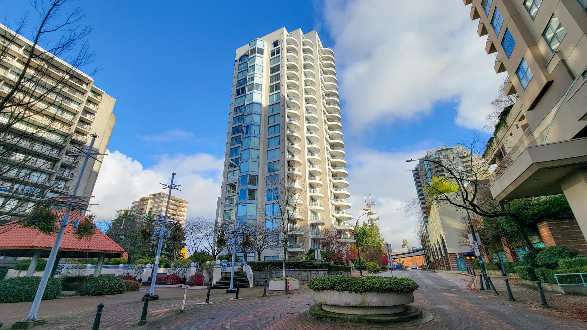 Michael Sung, 1604-719 PRINCESS STREET, New Westminster, British Columbia, 2 Bedrooms, 2 Bathrooms, Residential Attached,For Sale ,R2839129