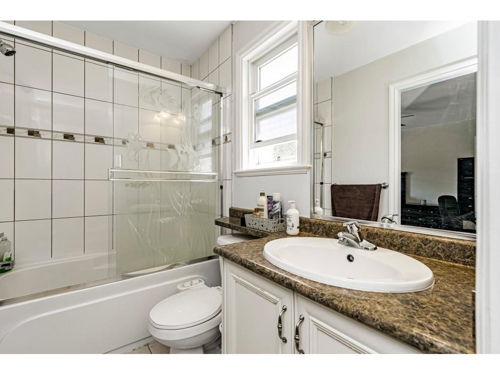 7833 147A STREET, Surrey, British Columbia, 7 Bedrooms Bedrooms, ,7 BathroomsBathrooms,Residential Detached,For Sale,R2839161
