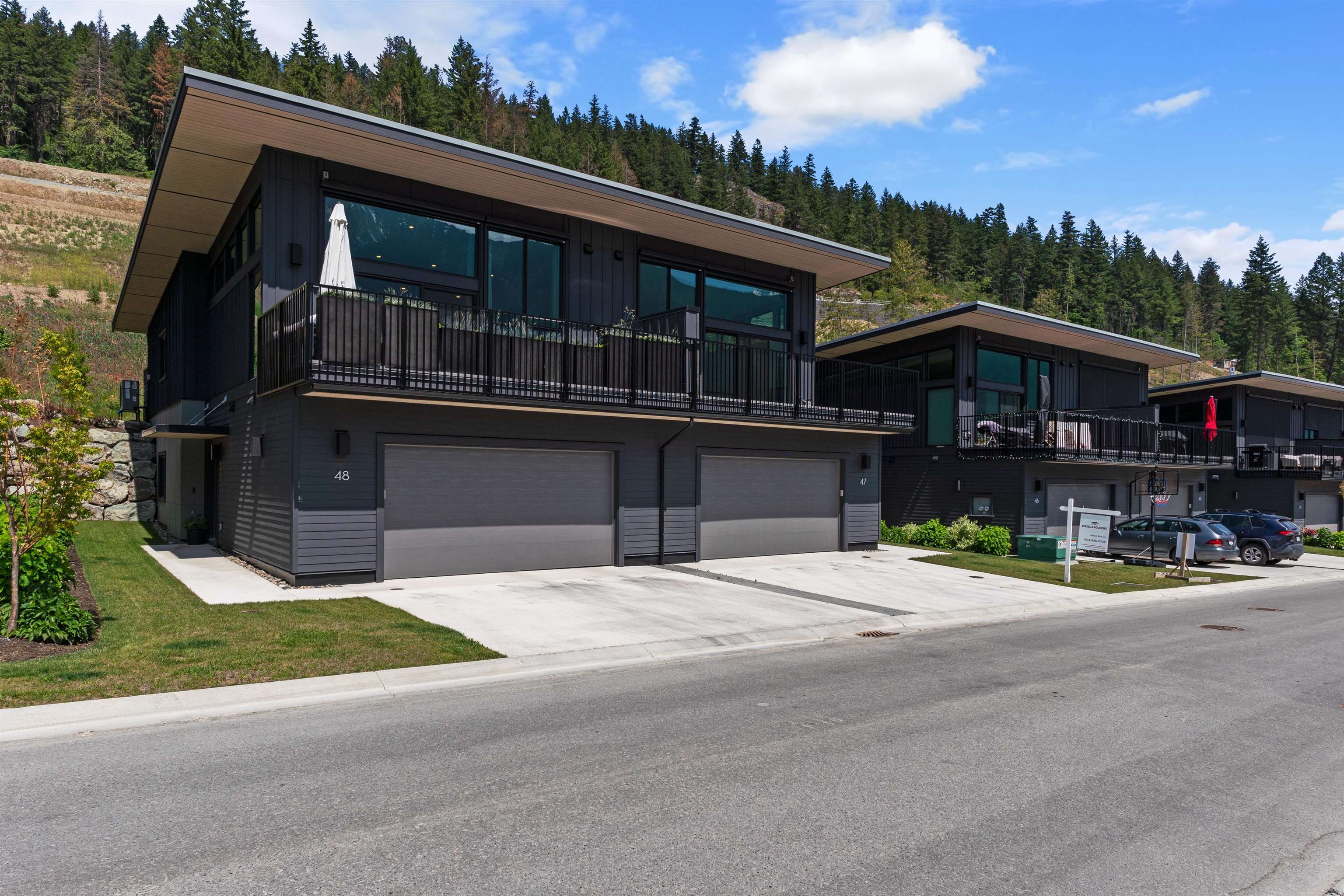 48-4000 SUNSTONE WAY, Pemberton, British Columbia, 3 Bedrooms Bedrooms, ,3 BathroomsBathrooms,Residential Attached,For Sale,R2839350