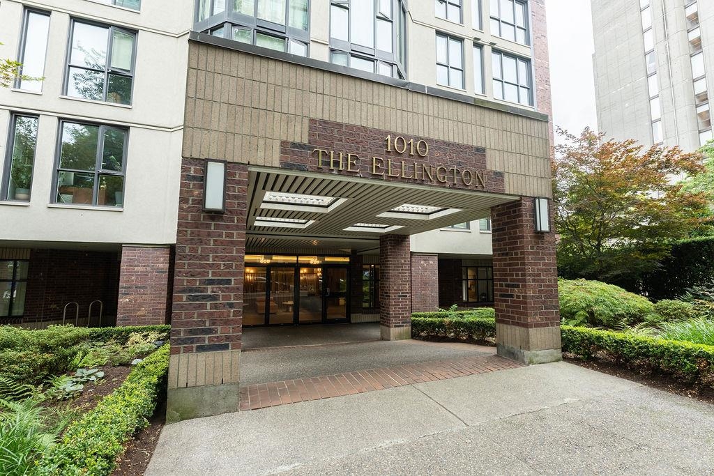 1504-1010 BURNABY STREET, Vancouver, British Columbia, 2 Bedrooms Bedrooms, ,2 BathroomsBathrooms,Residential Attached,For Sale,R2839362