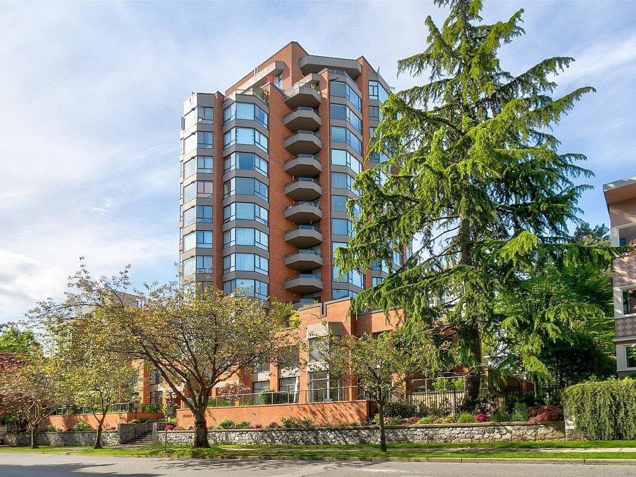 902-1860 ROBSON STREET, Vancouver, British Columbia Apartment/Condo, 2 Bedrooms, 2 Bathrooms, Residential Attached,For Sale, MLS-R2839404