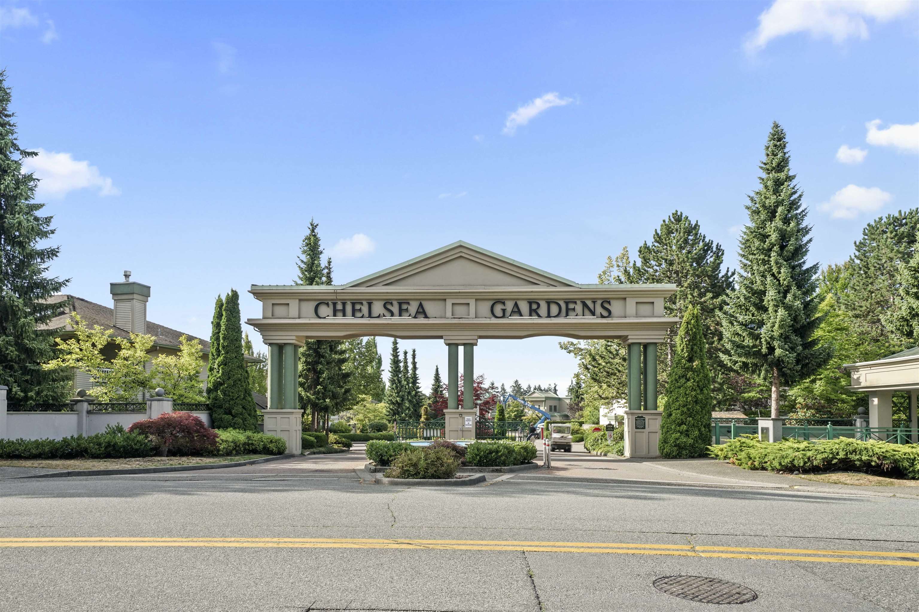 229-13888 70 AVENUE, Surrey, British Columbia Townhouse, 2 Bedrooms, 2 Bathrooms, Residential Attached,For Sale, MLS-R2839727
