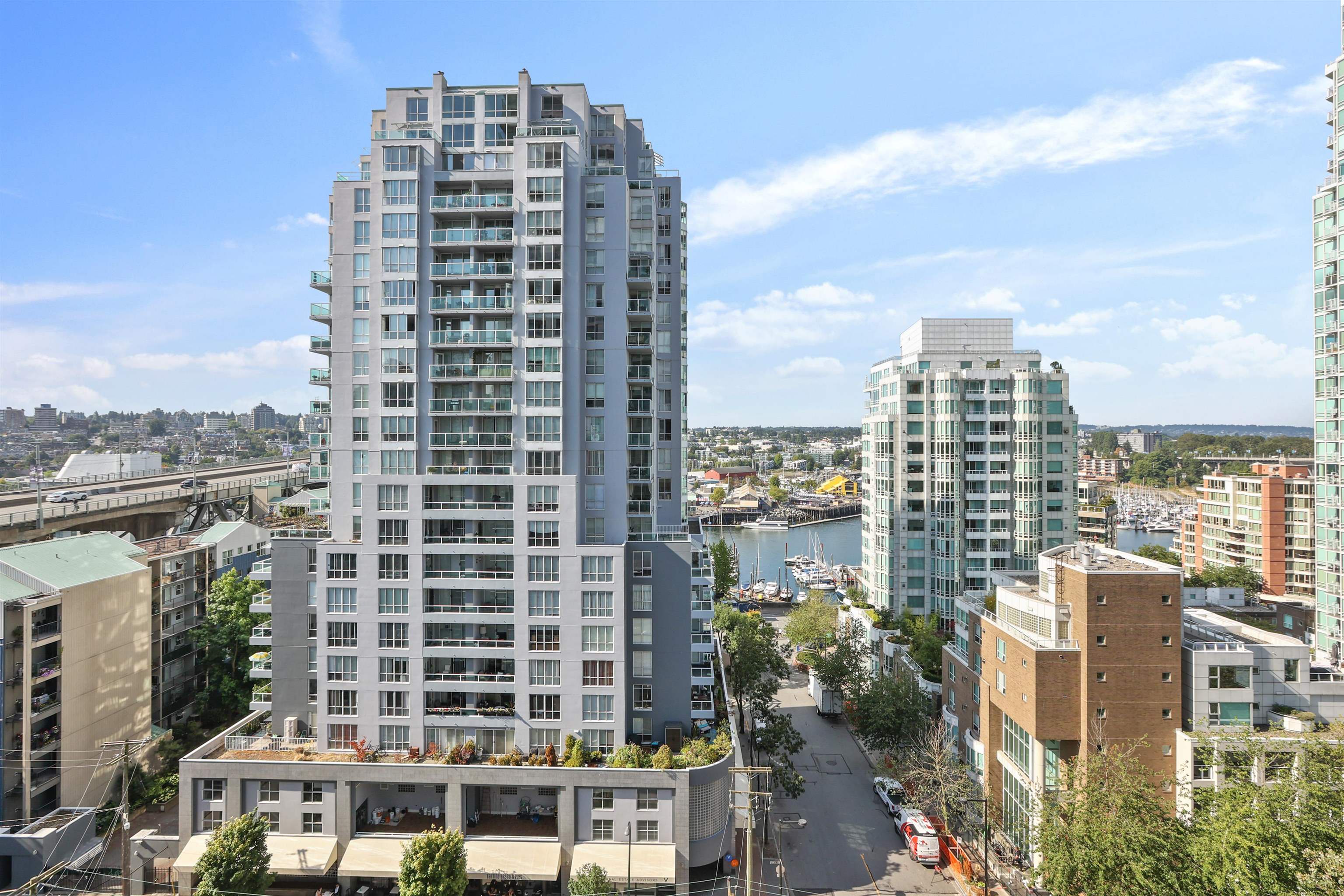 1205-1480 HOWE STREET, Vancouver, British Columbia Apartment/Condo, 2 Bedrooms, 2 Bathrooms, Residential Attached,For Sale, MLS-R2839767