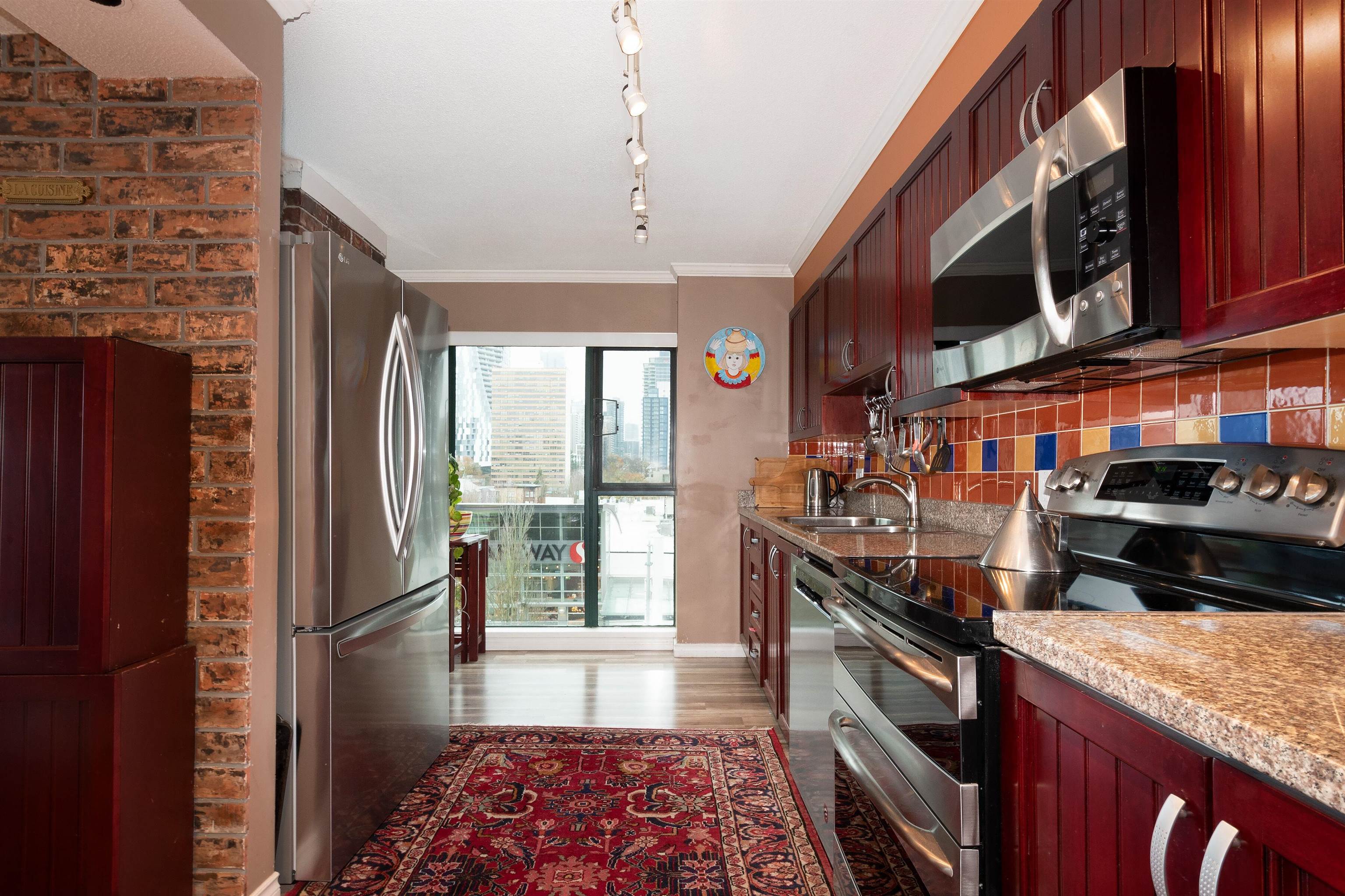 Large Kitchen with floor to ceiling windows