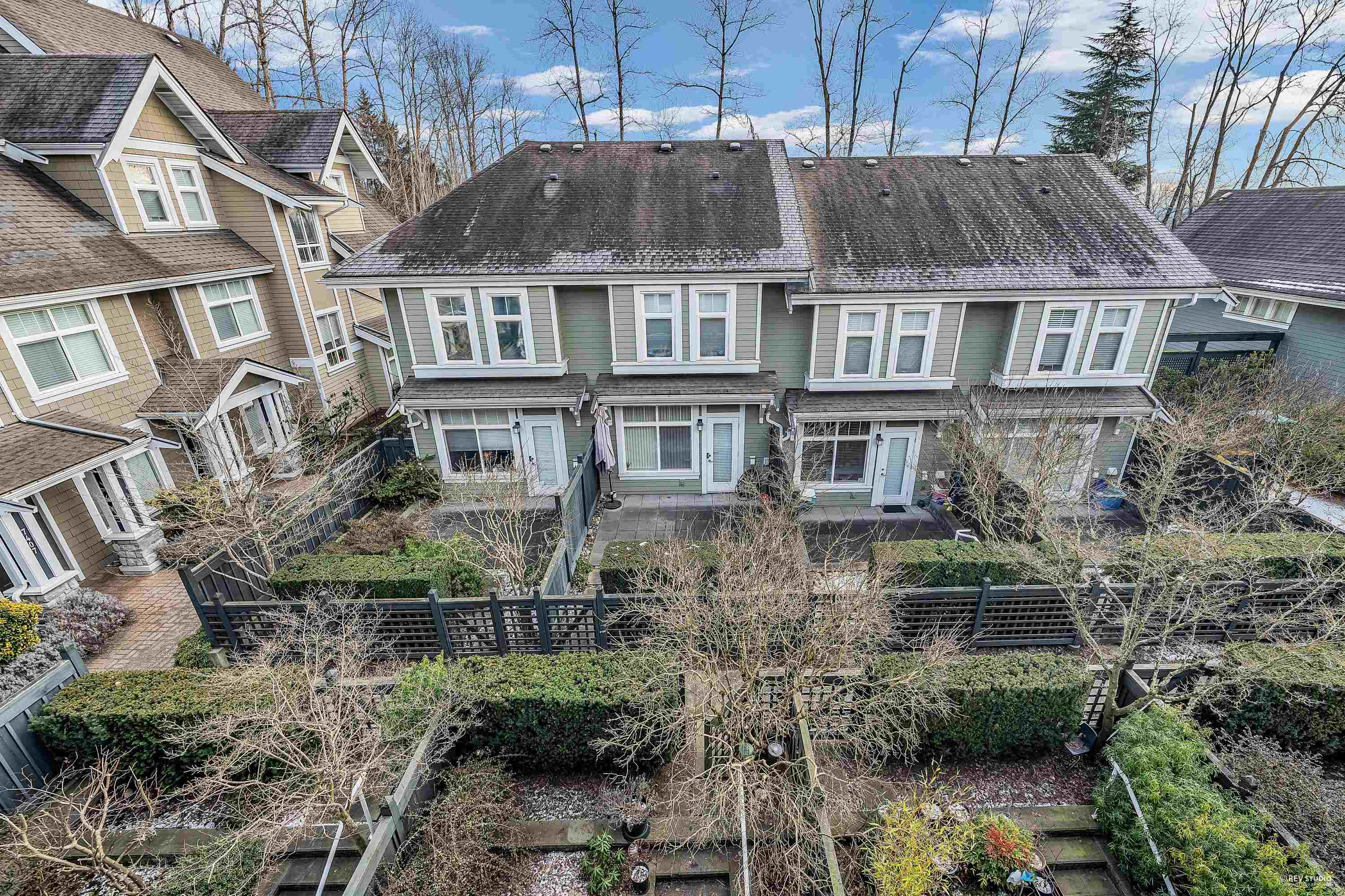 329 W59TH AVENUE, Vancouver, British Columbia, 3 Bedrooms Bedrooms, ,3 BathroomsBathrooms,Residential Attached,For Sale,R2840982