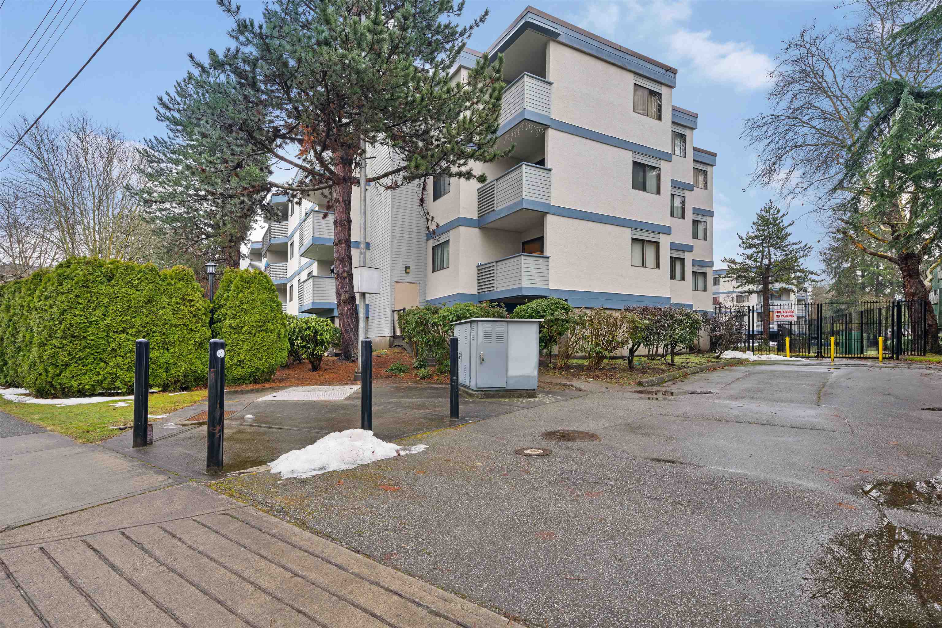 124-8700 ACKROYD ROAD, Richmond, British Columbia, 1 Bedroom Bedrooms, ,1 BathroomBathrooms,Residential Attached,For Sale,R2842595