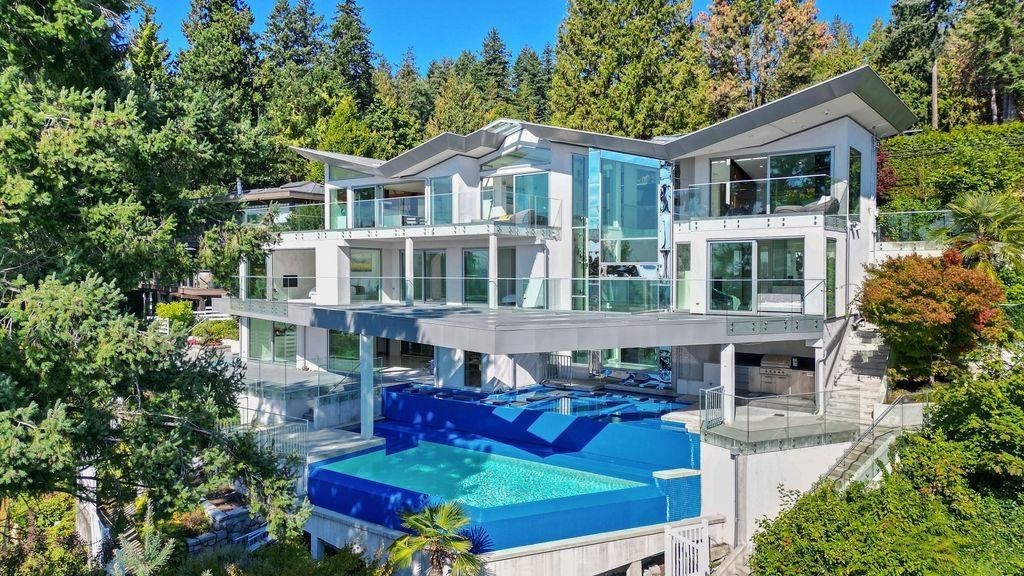 4580 MARINE DRIVE, West Vancouver, British Columbia House/Single Family, 5 Bedrooms, 7 Bathrooms, Residential Detached,For Sale, MLS-R2843509