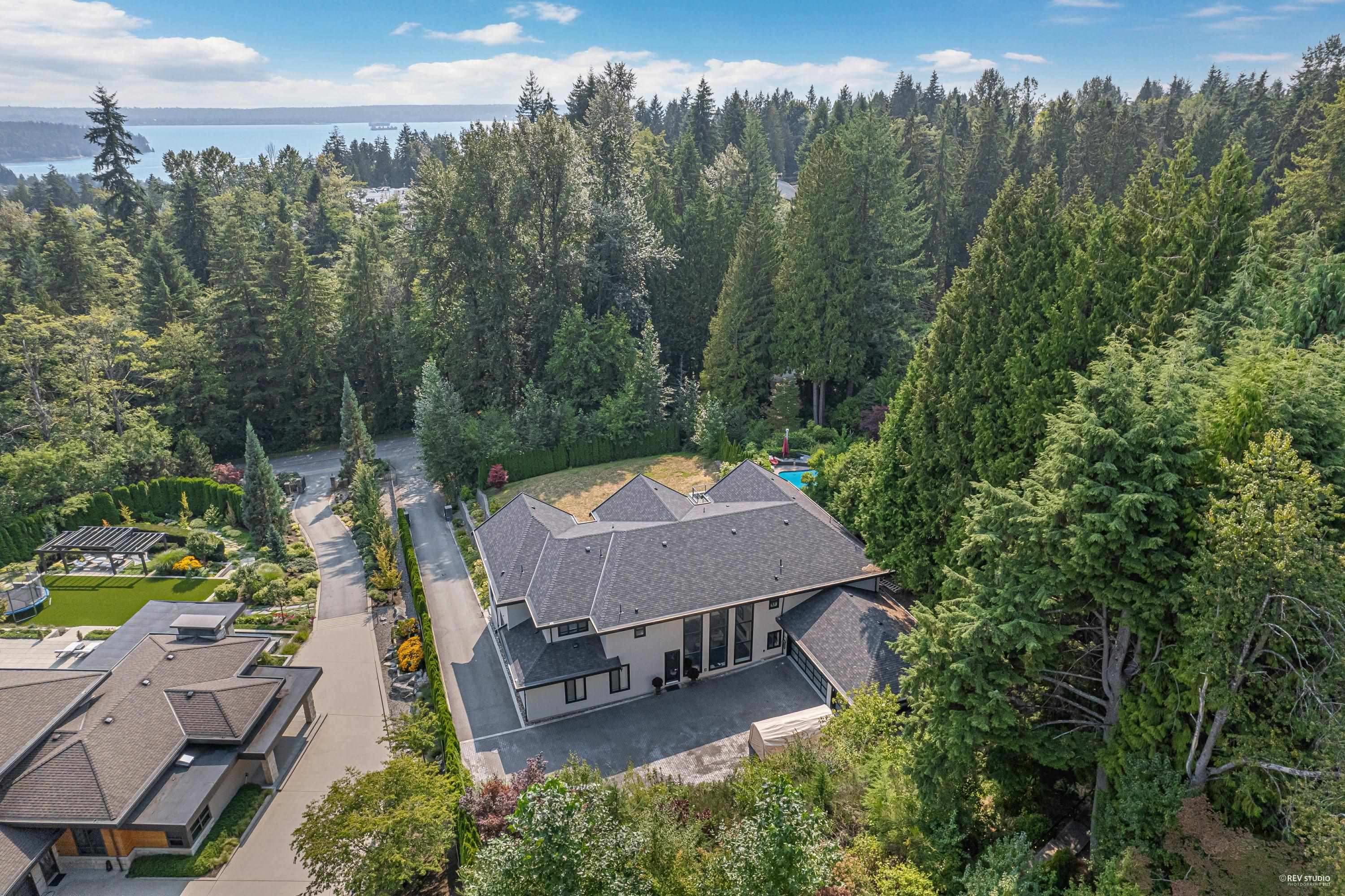 Listing image of 780 EYREMOUNT DRIVE