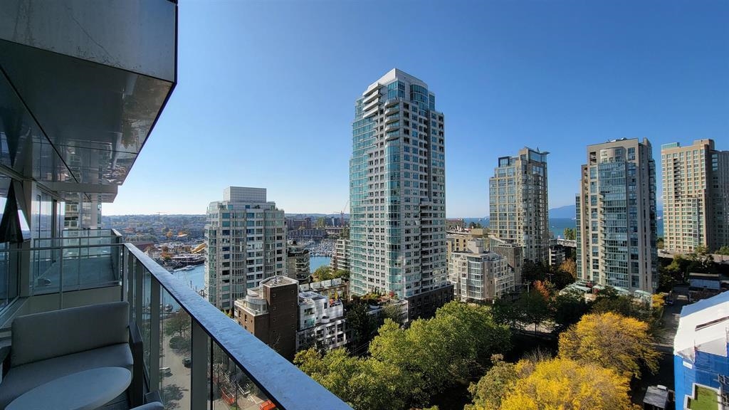 1606-1480 HOWE STREET, Vancouver, British Columbia Apartment/Condo, 2 Bedrooms, 2 Bathrooms, Residential Attached,For Sale, MLS-R2844196, Richmond Condo for Sale