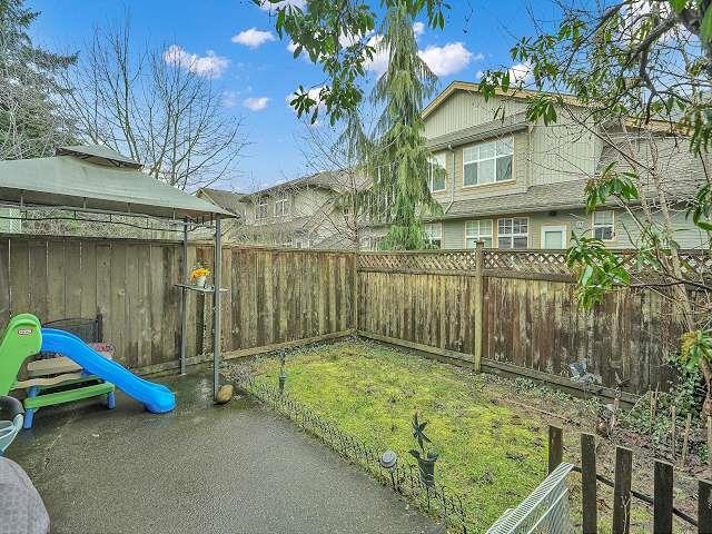 263-7493 140 STREET, Surrey, British Columbia Townhouse, 3 Bedrooms, 3 Bathrooms, Residential Attached,For Sale, MLS-R2844528, Richmond Condo for Sale