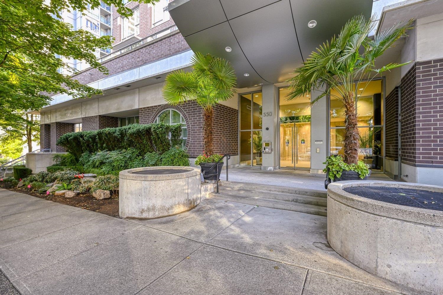 805-550 PACIFIC STREET, Vancouver, British Columbia, 2 Bedrooms Bedrooms, ,2 BathroomsBathrooms,Residential Attached,For Sale,R2845061