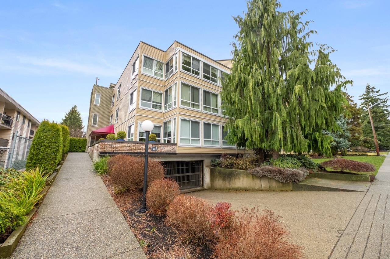 White Rock Apartment/Condo for sale:  2 bedroom 1,065 sq.ft. (Listed 2024-01-30)